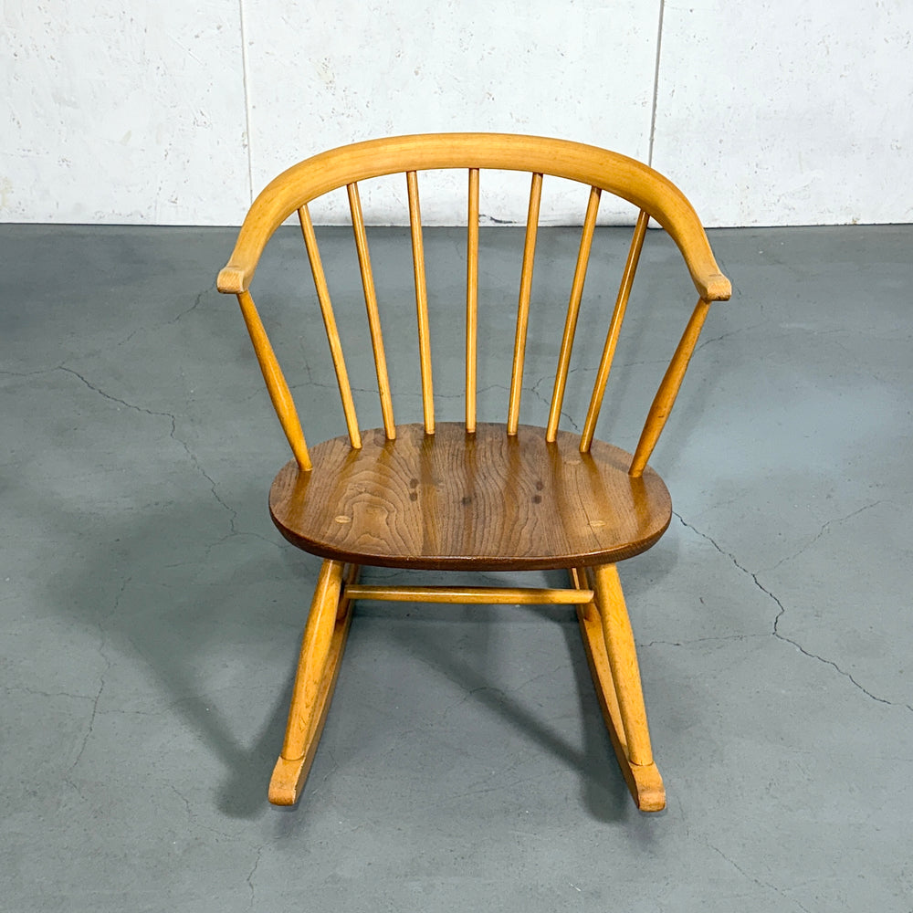 
                      
                        ERCOL(アーコール) COWHORN ROCKING CHAIR / カウホーン ロッキングチェア (301)
                      
                    