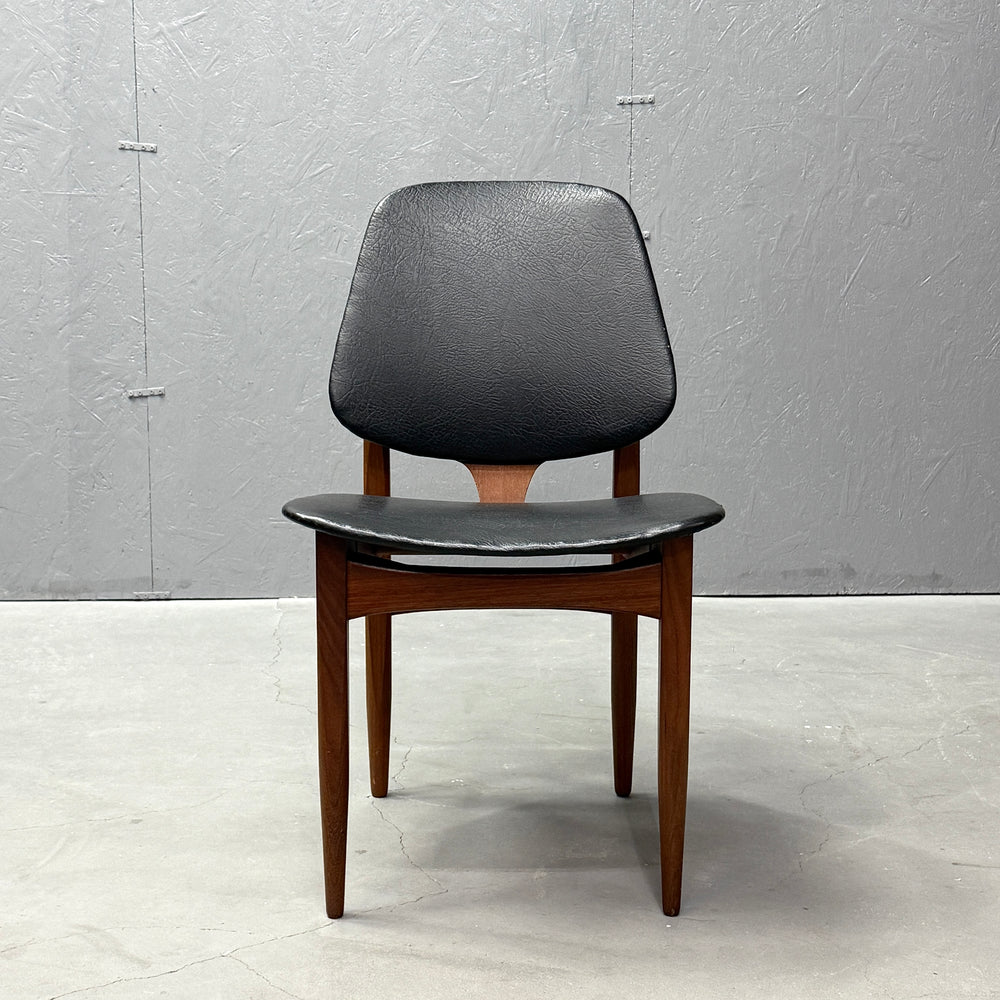 
                      
                        Elliots of Newbury(EON) / VINTAGE CHAIR ヴィンテージチェア (504)
                      
                    