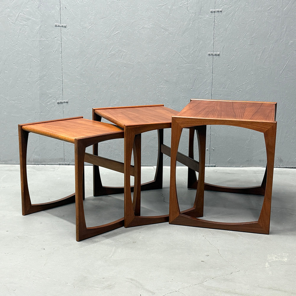 
                      
                        G-PLAN(ジープラン) / QUADRILLE NEST TABLE クアドリル ネストテーブル (401)
                      
                    