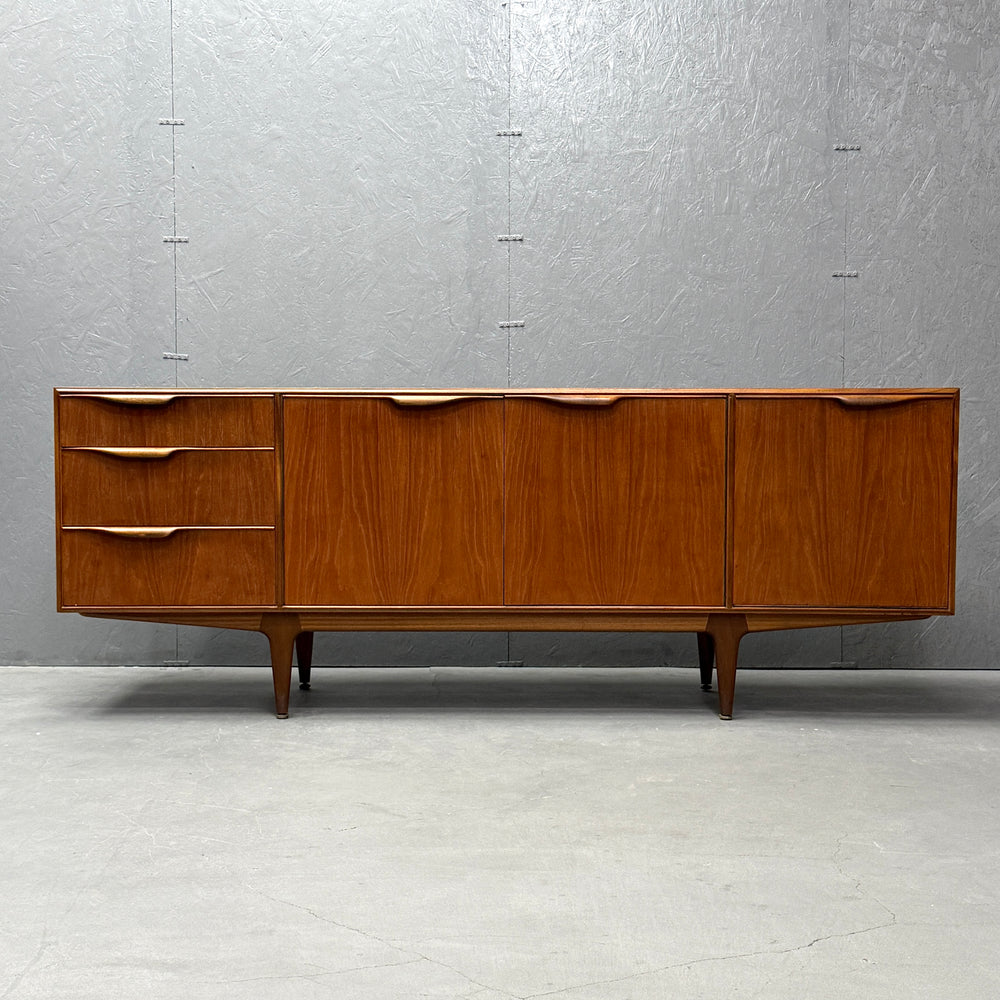 
                      
                        A.H.McINTOSH(マッキントッシュ) /  DUNVEGAN Sideboard (402)
                      
                    