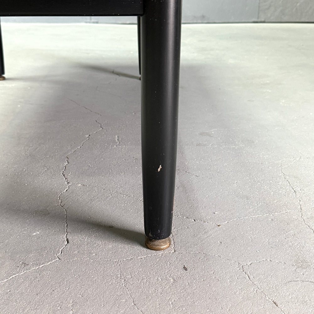 
                      
                        G-PLAN(ジープラン) / Tola & Black  Coffee table (501)
                      
                    