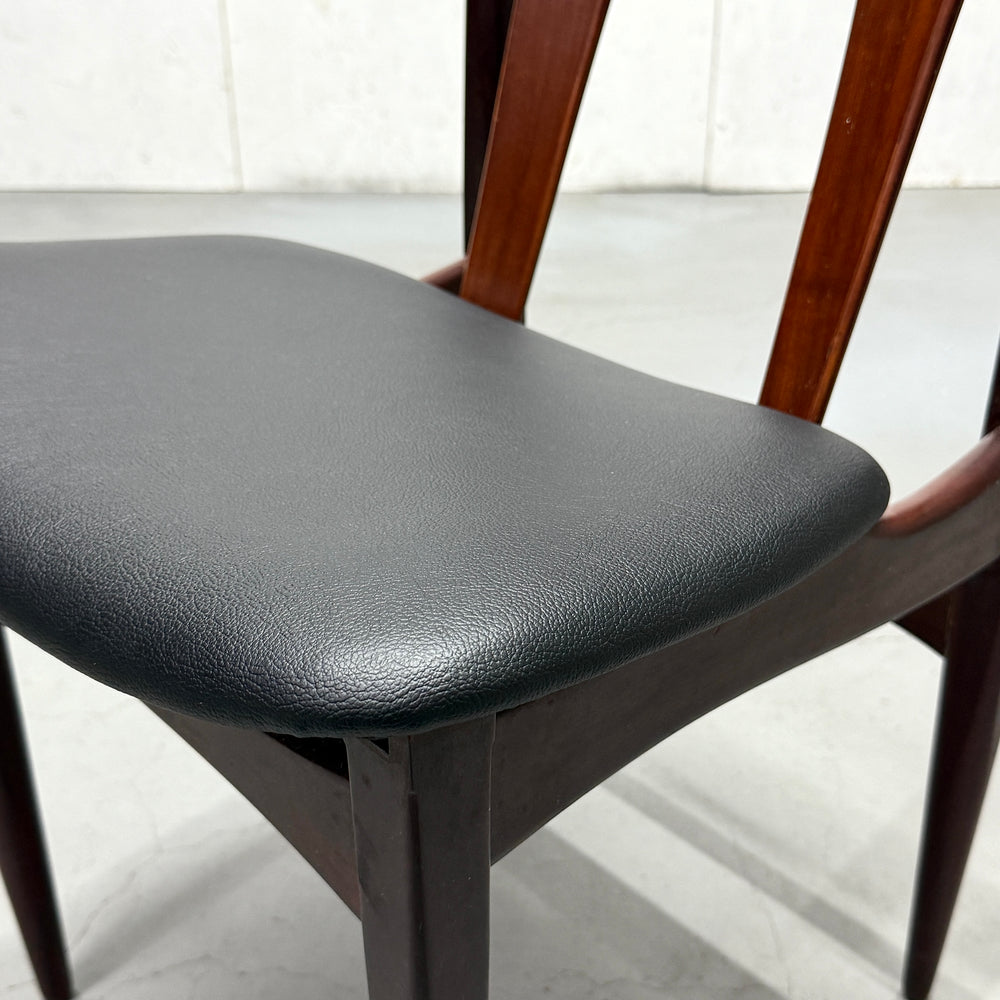 
                      
                        Elliots of Newbury(EON) / DINING CHAIR ダイニングチェア (2)
                      
                    