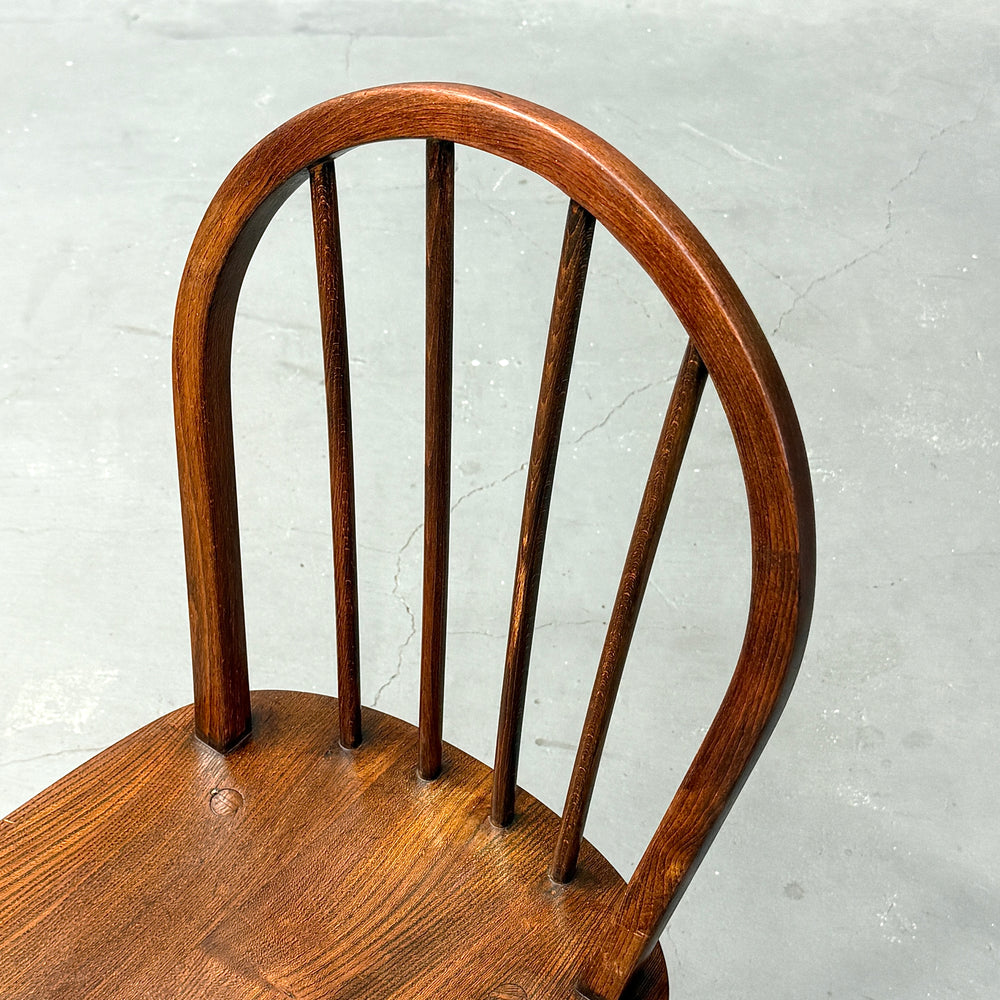 
                      
                        ERCOL(アーコール) / HOOP BACK CHAIR 4本 フープバックチェア (404)
                      
                    