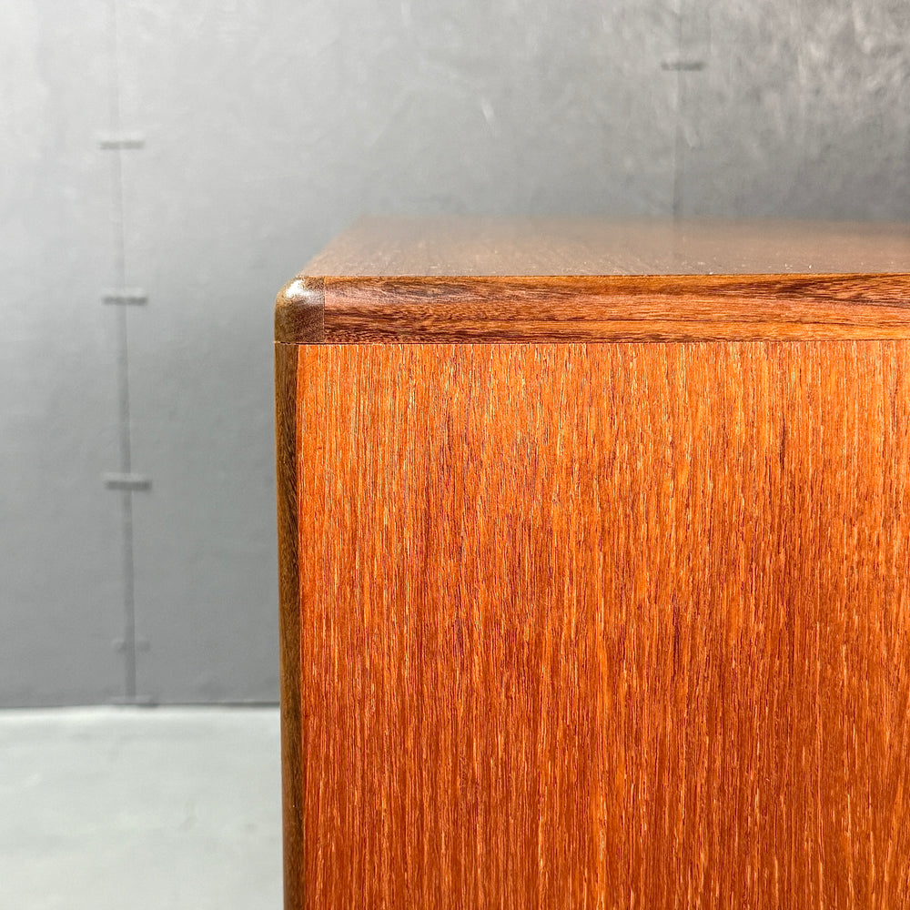 
                      
                        G-PLAN(ジープラン) / Fresco Sideboard フレスコ サイドボード (504)
                      
                    