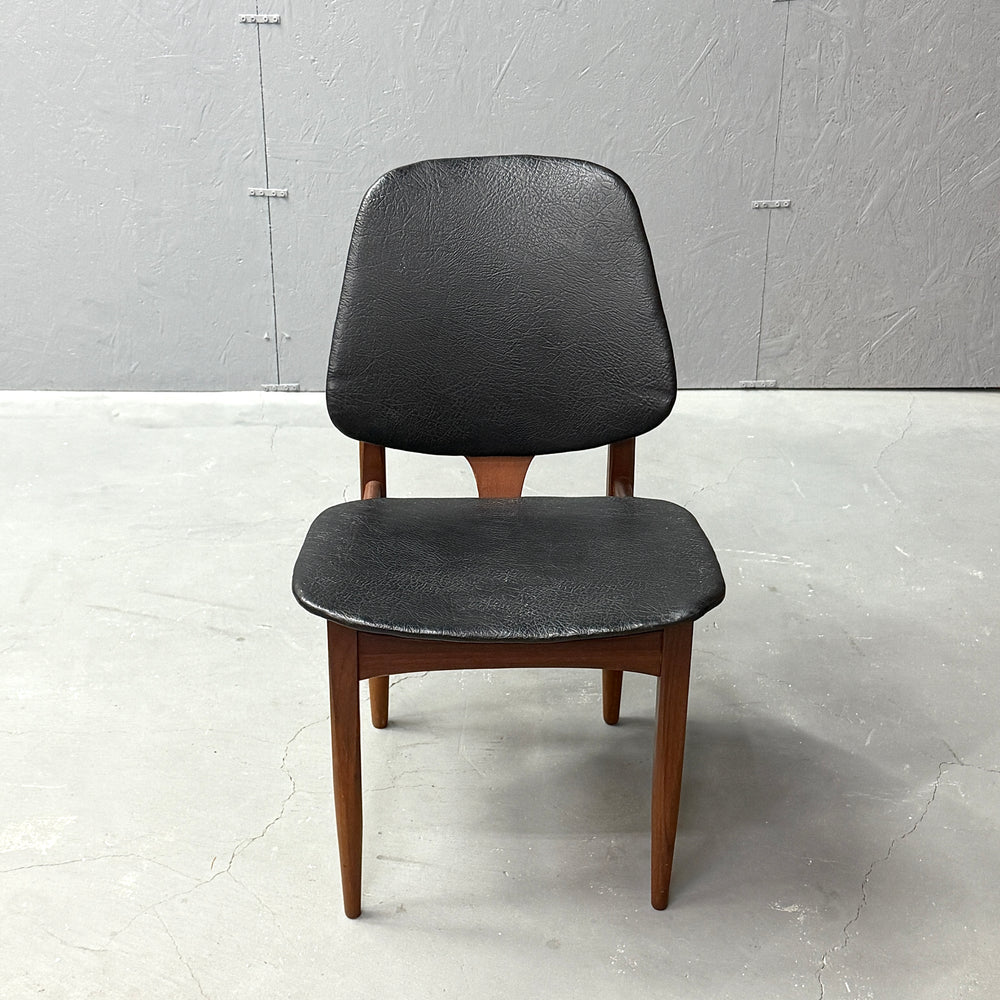 
                      
                        Elliots of Newbury(EON) / VINTAGE CHAIR ヴィンテージチェア (502)
                      
                    