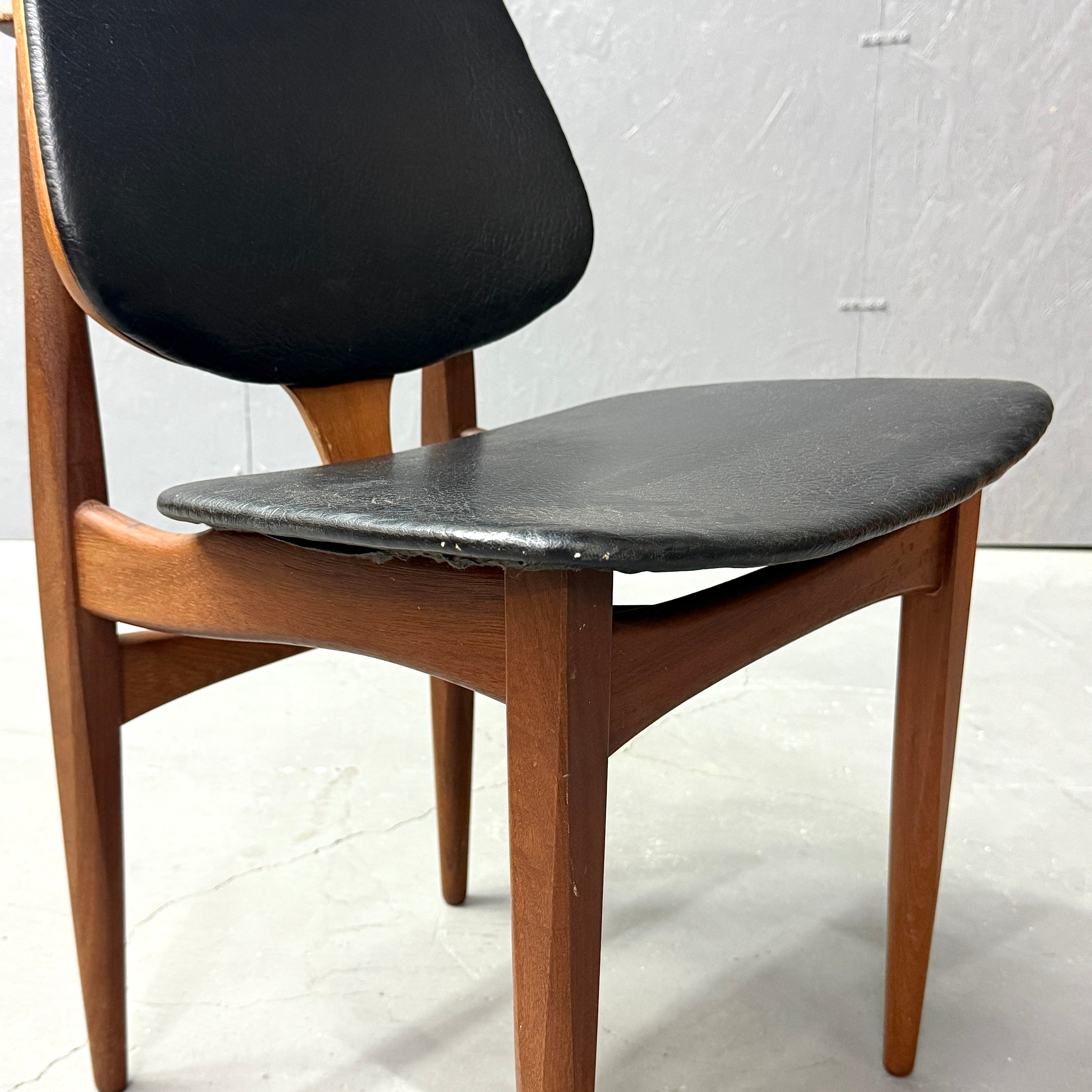 Elliots of Newbury(EON) / VINTAGE CHAIR ヴィンテージチェア (501