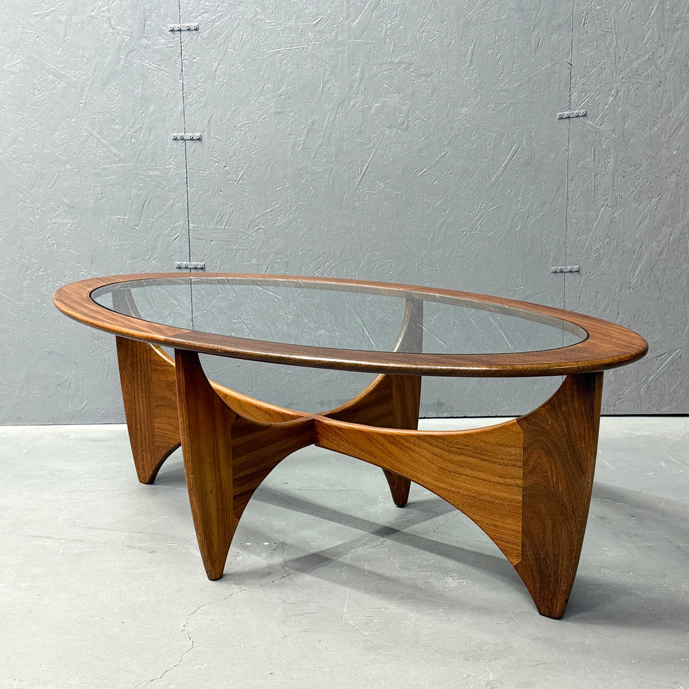 
                      
                        G-PLAN(ジープラン) / Astro oval coffee table アストロ オーバルコーヒーテーブル (501)
                      
                    