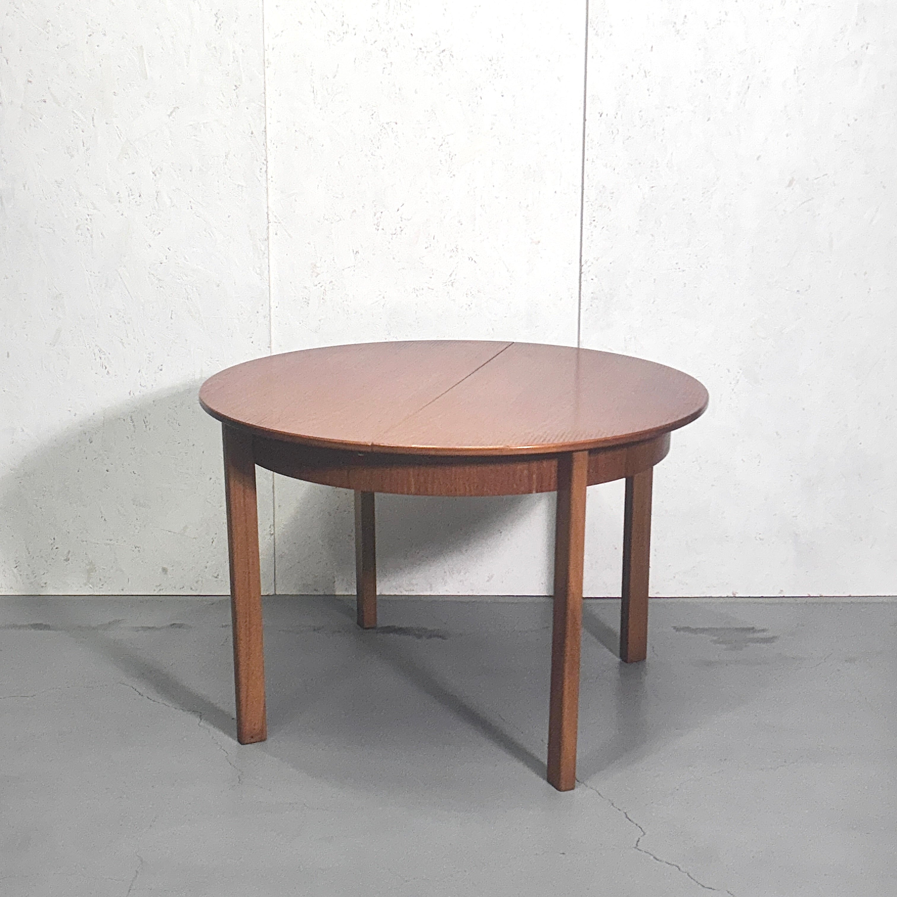 デンマーク ヴィンテージ ラウンドエクステンションテーブル(301) ※脚着脱可 デンマーク ヴィンテージ ラウンドエクステンションテーブル(301) ※脚