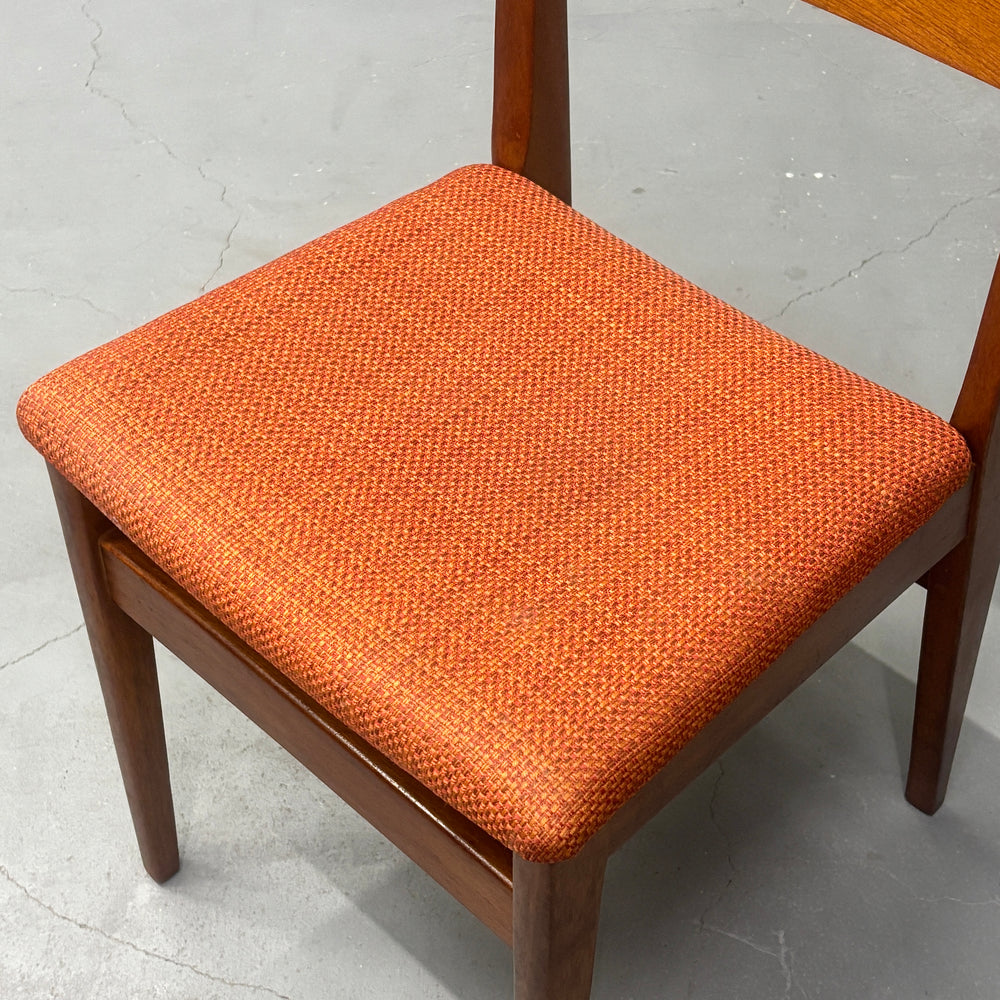 
                      
                        Danish Vintage chair ダニッシュヴィンテージ ダイニングチェア (1)
                      
                    