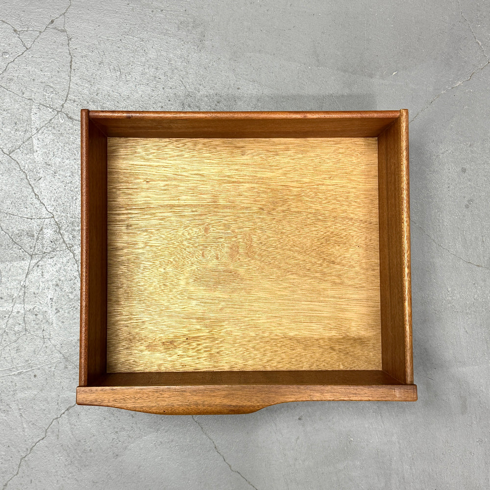 
                      
                        A.H.McINTOSH(マッキントッシュ) /  DUNVEGAN Sideboard (402)
                      
                    