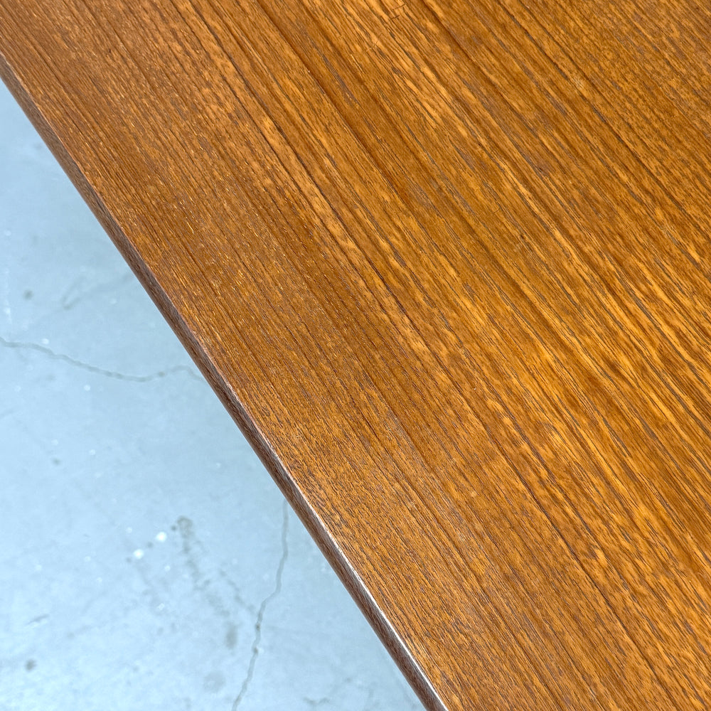 
                      
                        G-PLAN(ジープラン) / Fresco Sideboard フレスコ サイドボード (504)
                      
                    