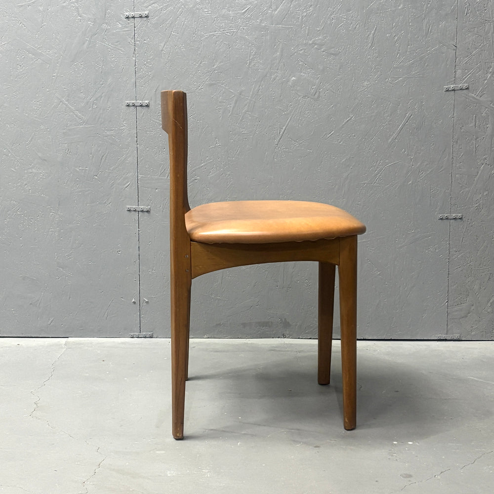 
                      
                        Nathan(ネイサン) / DINING CHAIR ダイニングチェア (402)
                      
                    