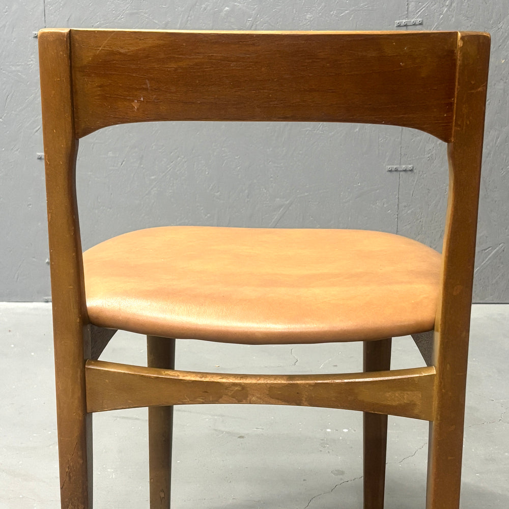 
                      
                        Nathan(ネイサン) / DINING CHAIR ダイニングチェア (403)
                      
                    