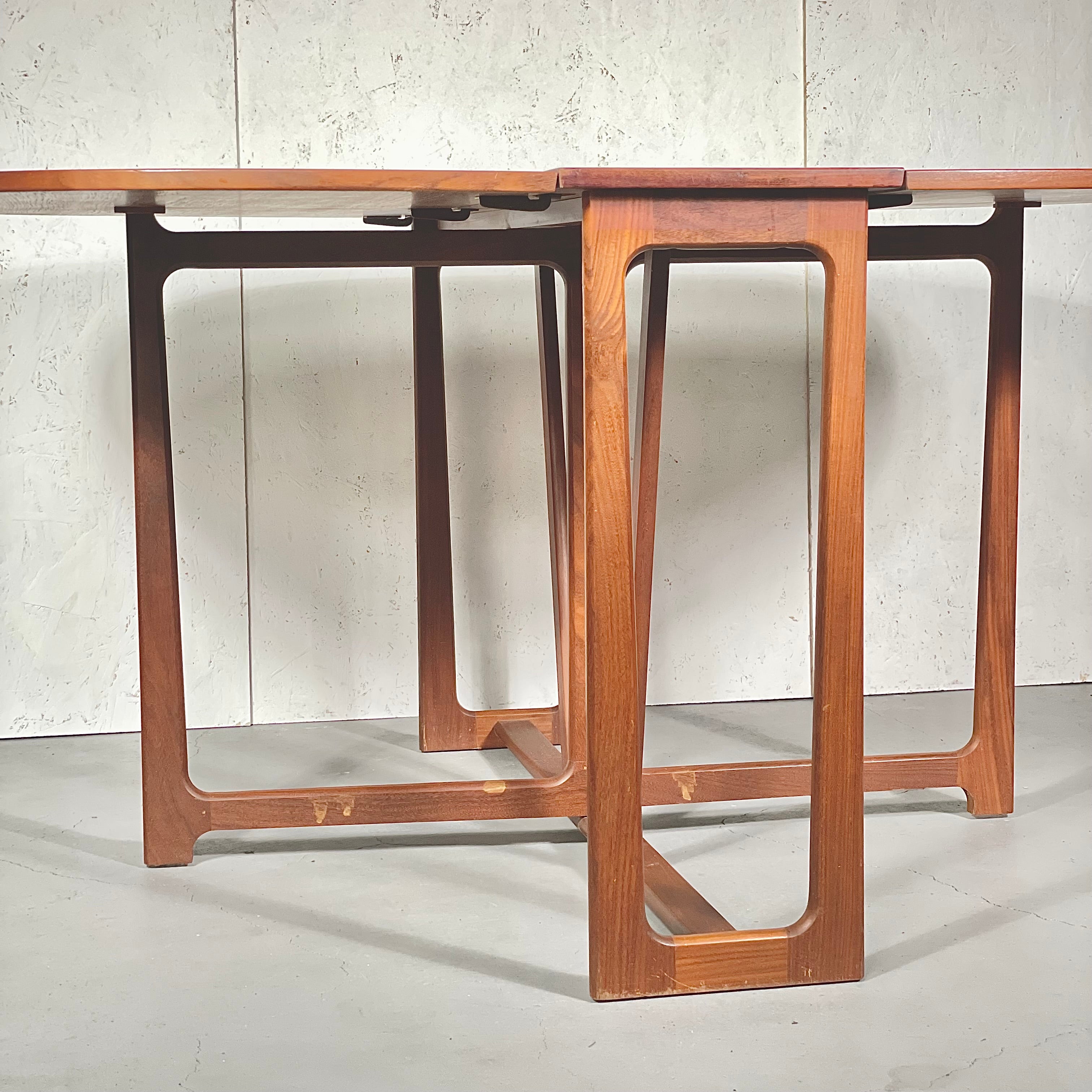 A.H.McINTOSH(マッキントッシュ) / FOLDING DINING TABLE