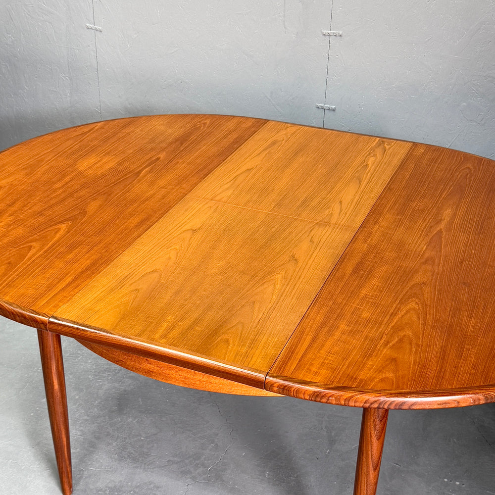 
                      
                        G-PLAN(ジープラン) / Fresco ROUND TABLE フレスコ ラウンドエクステンション ダイニングテーブル (404)
                      
                    