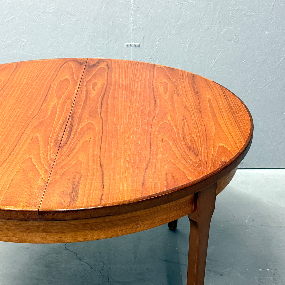 
                      
                        Remploy / EXTENSION ROUND TABLE エクステンション ラウンドテーブル
                      
                    