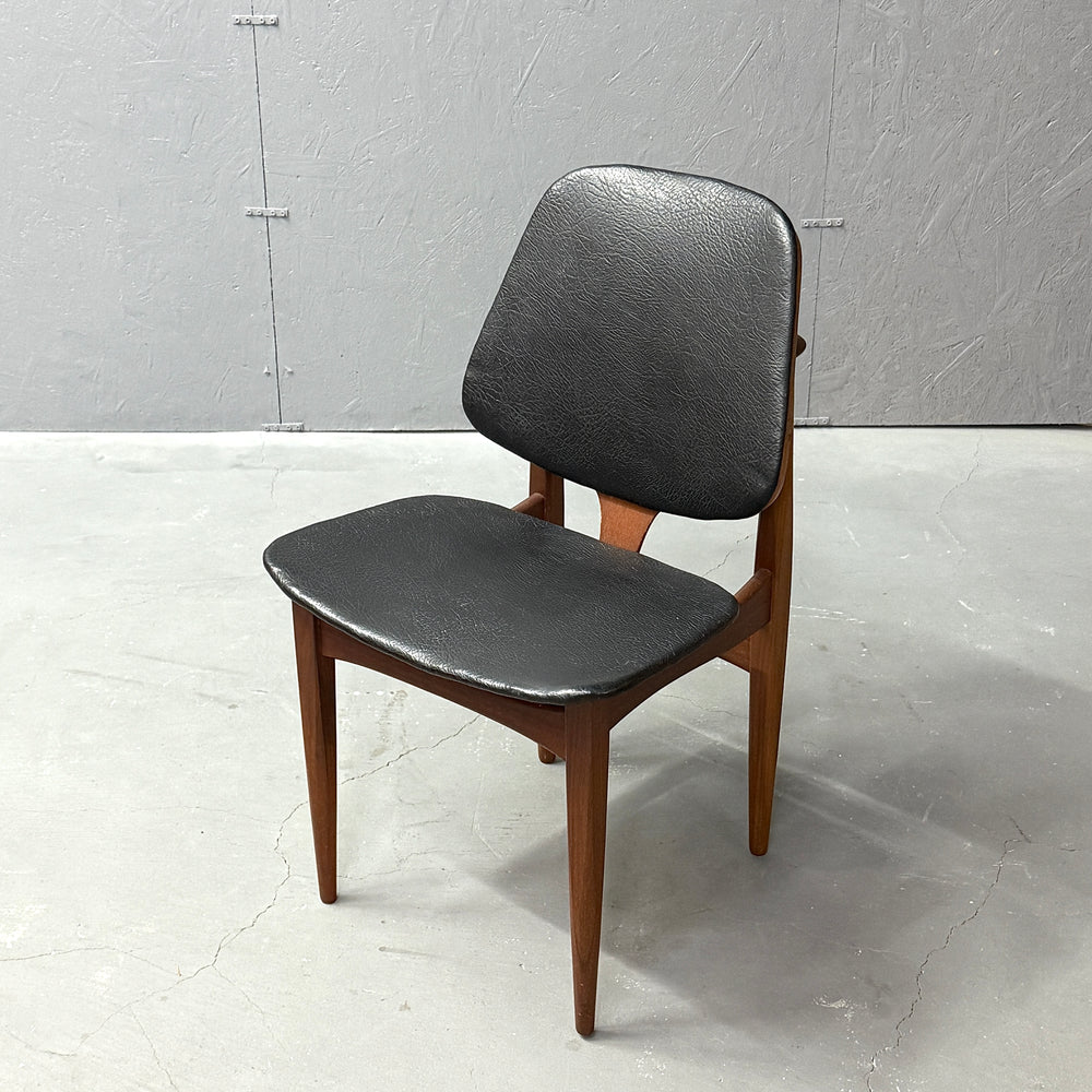 
                      
                        Elliots of Newbury(EON) / VINTAGE CHAIR ヴィンテージチェア (502)
                      
                    