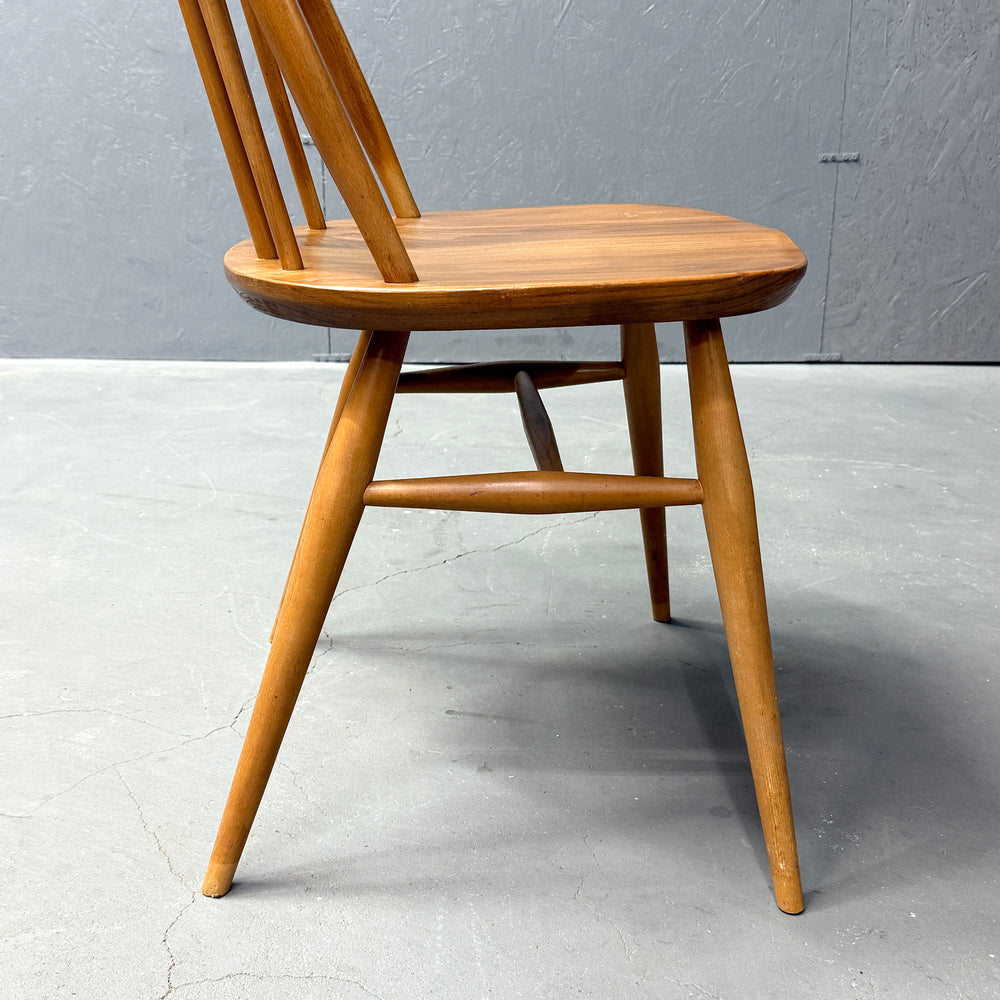 
                      
                        ERCOL(アーコール) / Quaker chair クエーカーチェア (501)
                      
                    