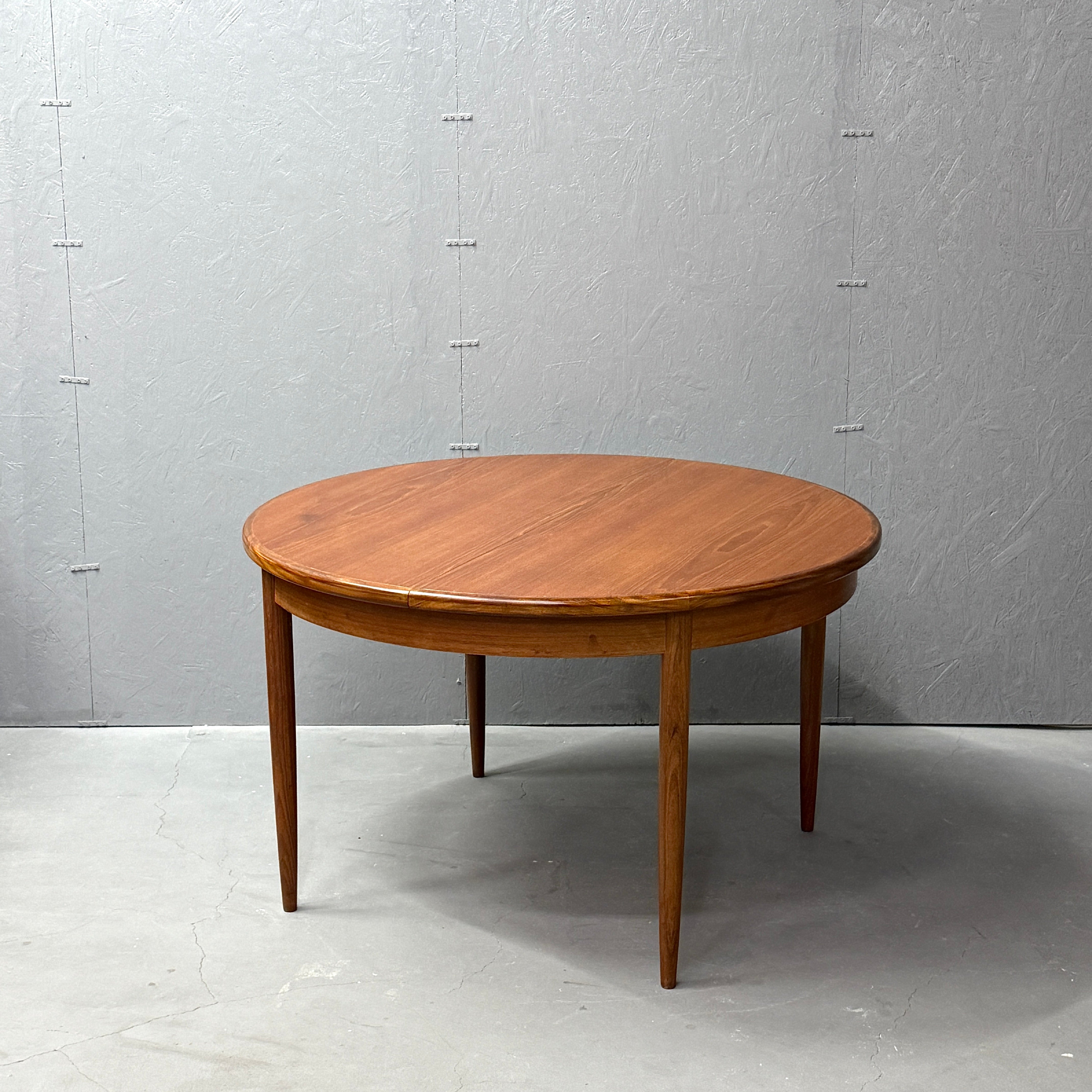 ダイニングテーブル – NONOR FURNITURE