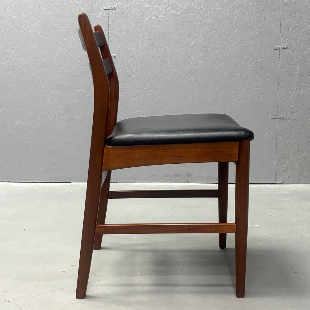 
                      
                        Jentique(ジェンティーク) / DINING CHAIR ダイニングチェア (404)
                      
                    