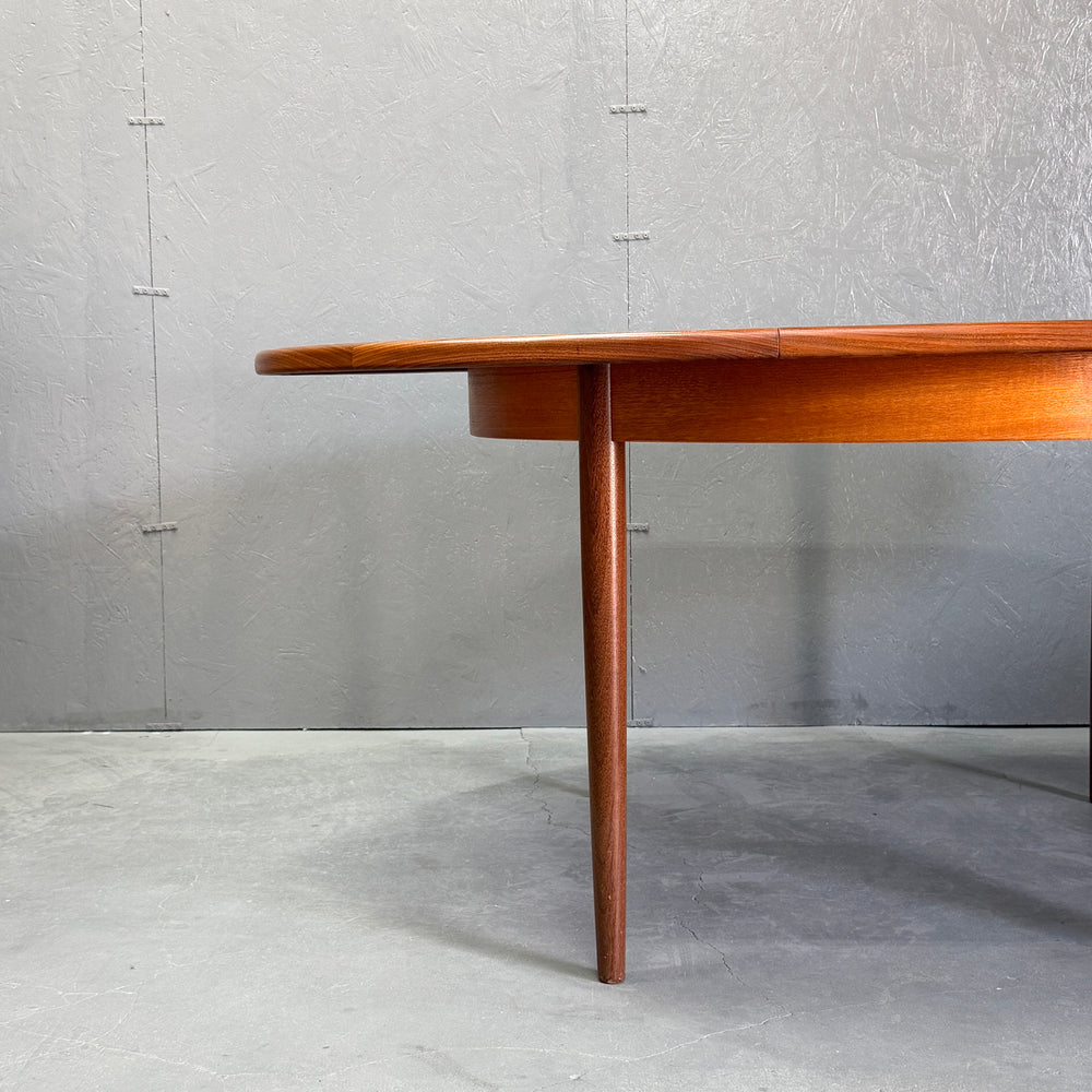 
                      
                        G-PLAN(ジープラン) / Fresco ROUND TABLE フレスコ ラウンドエクステンション ダイニングテーブル (405)
                      
                    