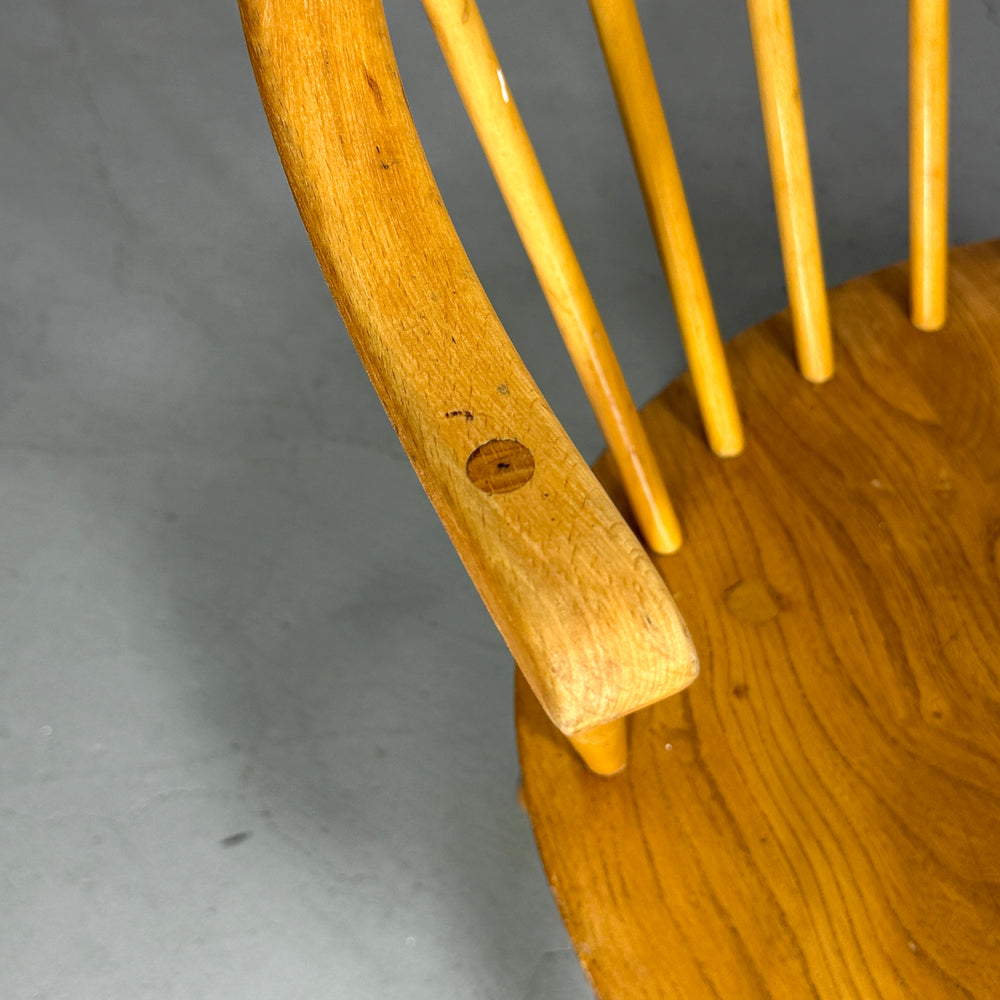 
                      
                        ERCOL(アーコール) COWHORN CHAIR / カウホーンチェア (301)
                      
                    