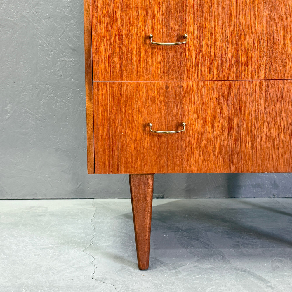 
                      
                        Teak 5-Drawer Chest ヴィンテージ 5段チェスト
                      
                    