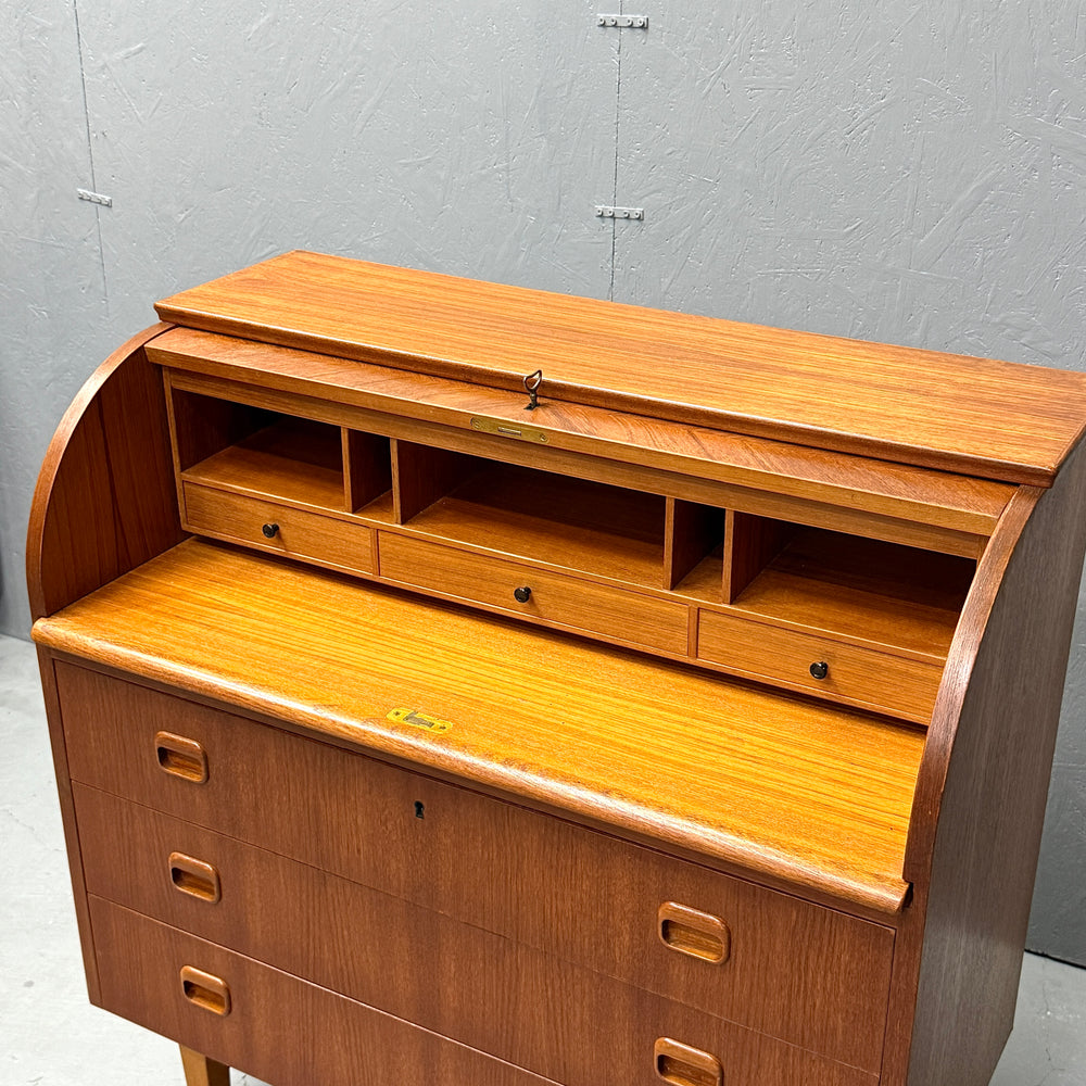 
                      
                        Vintage Roll-Top Writing Bureau ライティングビューロー
                      
                    