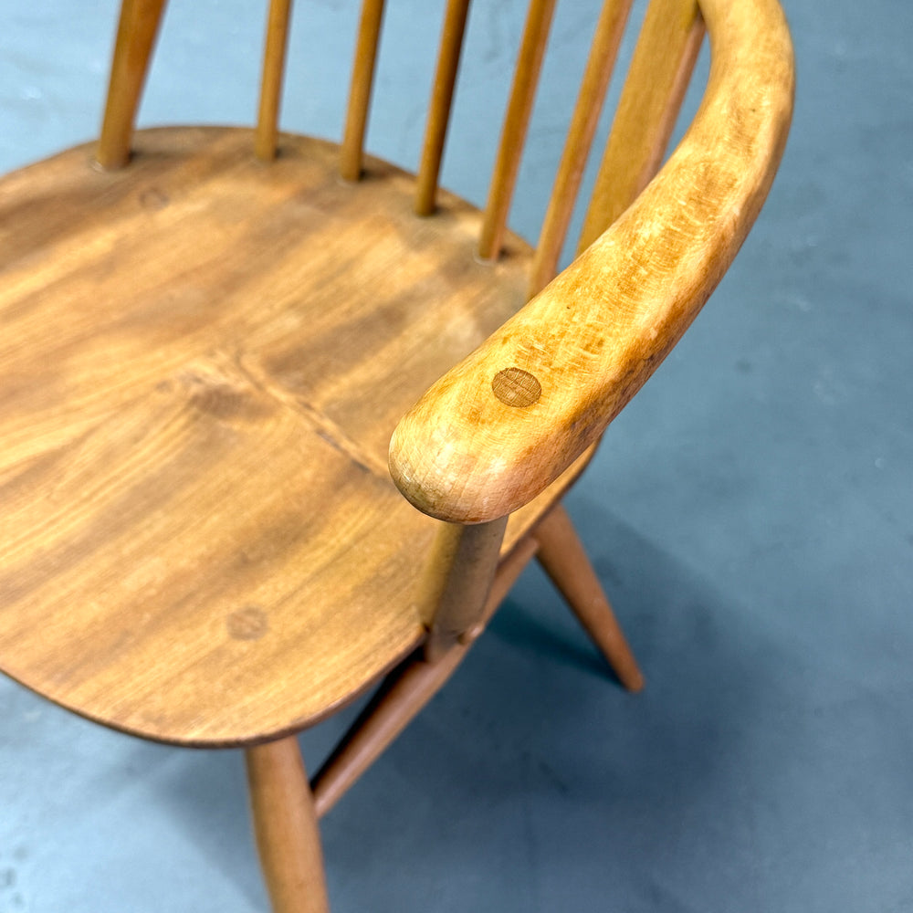 
                      
                        ERCOL(アーコール) / QUAKER CHAIR アーム クエーカーチェア (501)
                      
                    