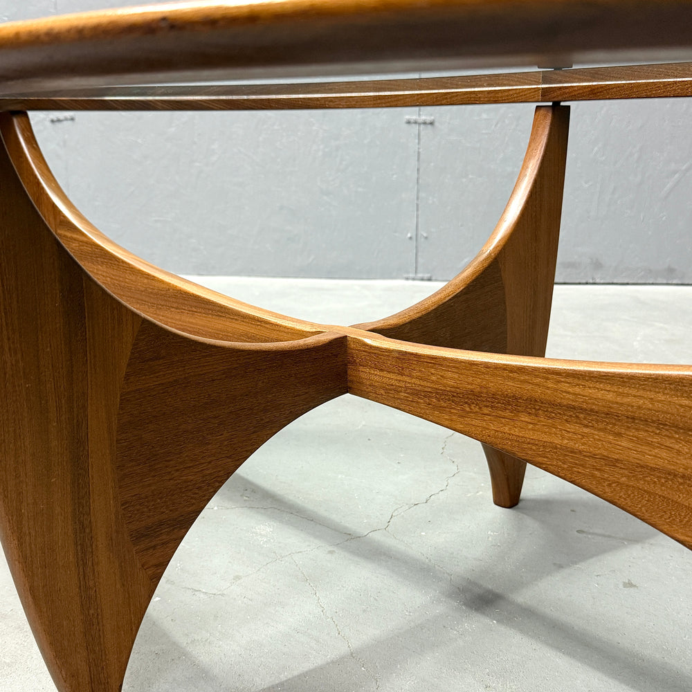 
                      
                        G-PLAN(ジープラン) / Astro oval coffee table アストロ オーバルコーヒーテーブル (502)
                      
                    