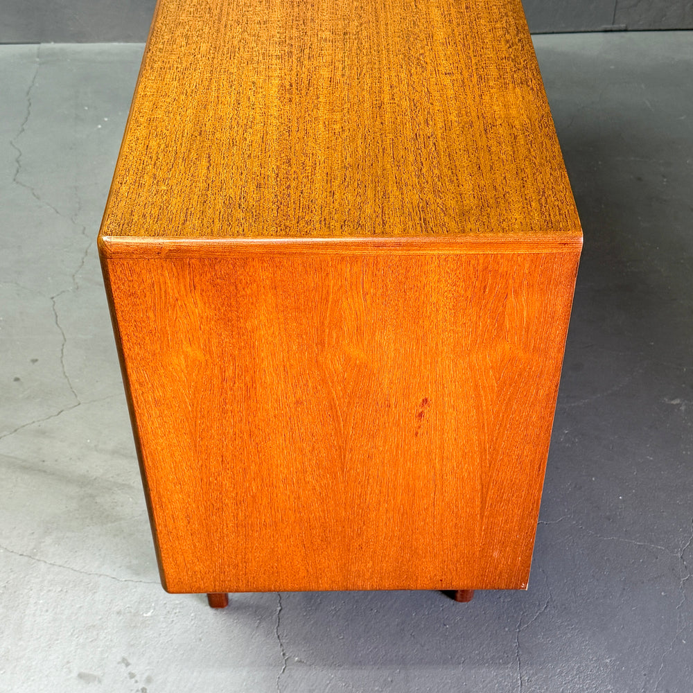 
                      
                        G-PLAN(ジープラン) / Fresco Sideboard フレスコ サイドボード (503)
                      
                    