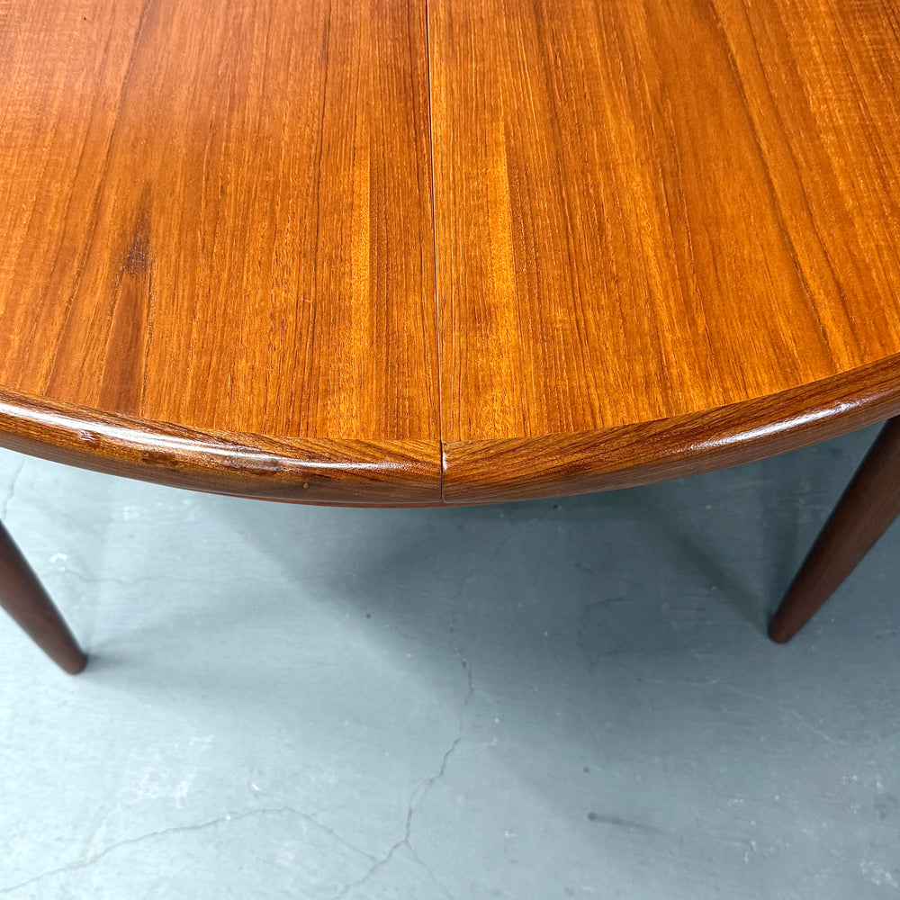 
                      
                        G-PLAN(ジープラン) / Fresco ROUND TABLE フレスコ ラウンドエクステンション ダイニングテーブル (501)
                      
                    