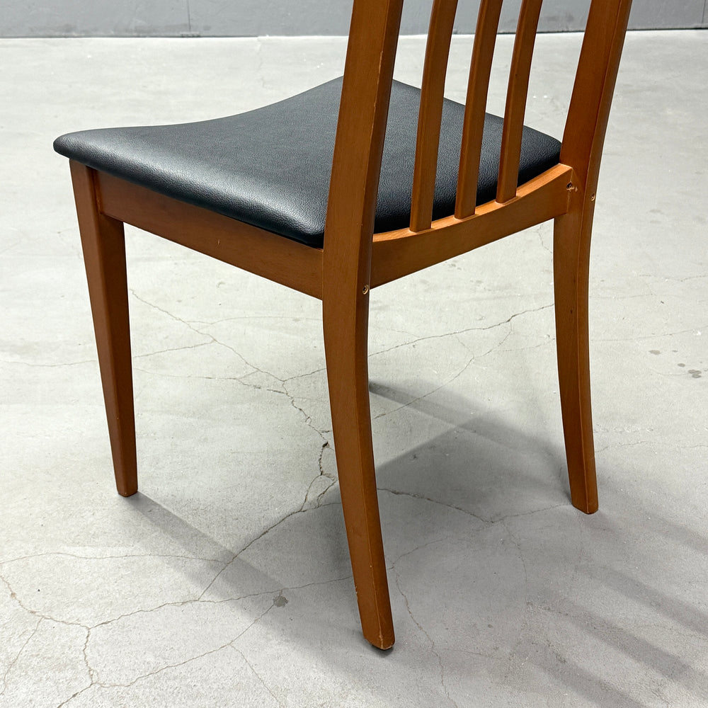 
                      
                        Vintage dining chair 英国ヴィンテージ ダイニングチェア (402)
                      
                    