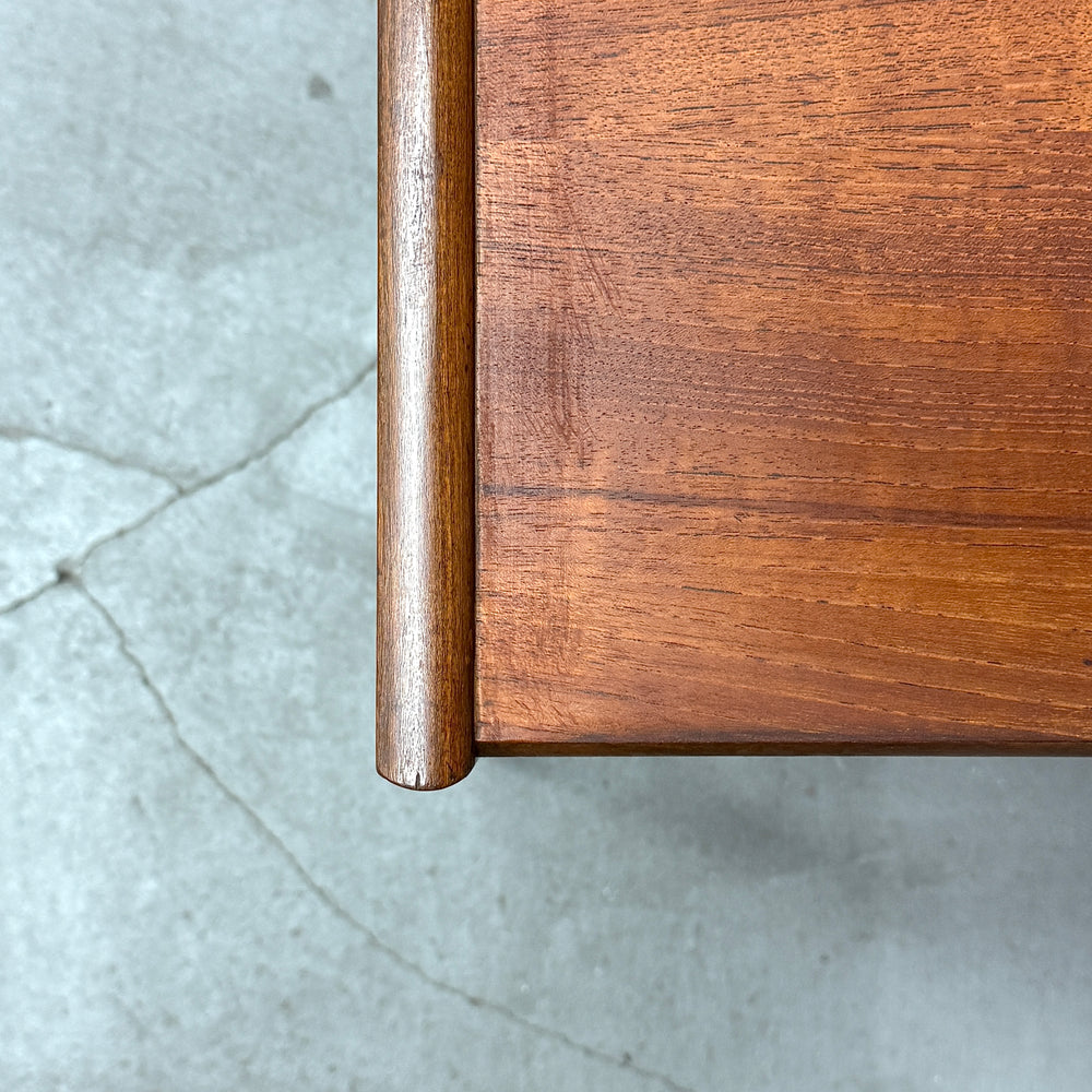 
                      
                        G-PLAN(ジープラン) / QUADRILLE NEST TABLE クアドリル ネストテーブル (401)
                      
                    