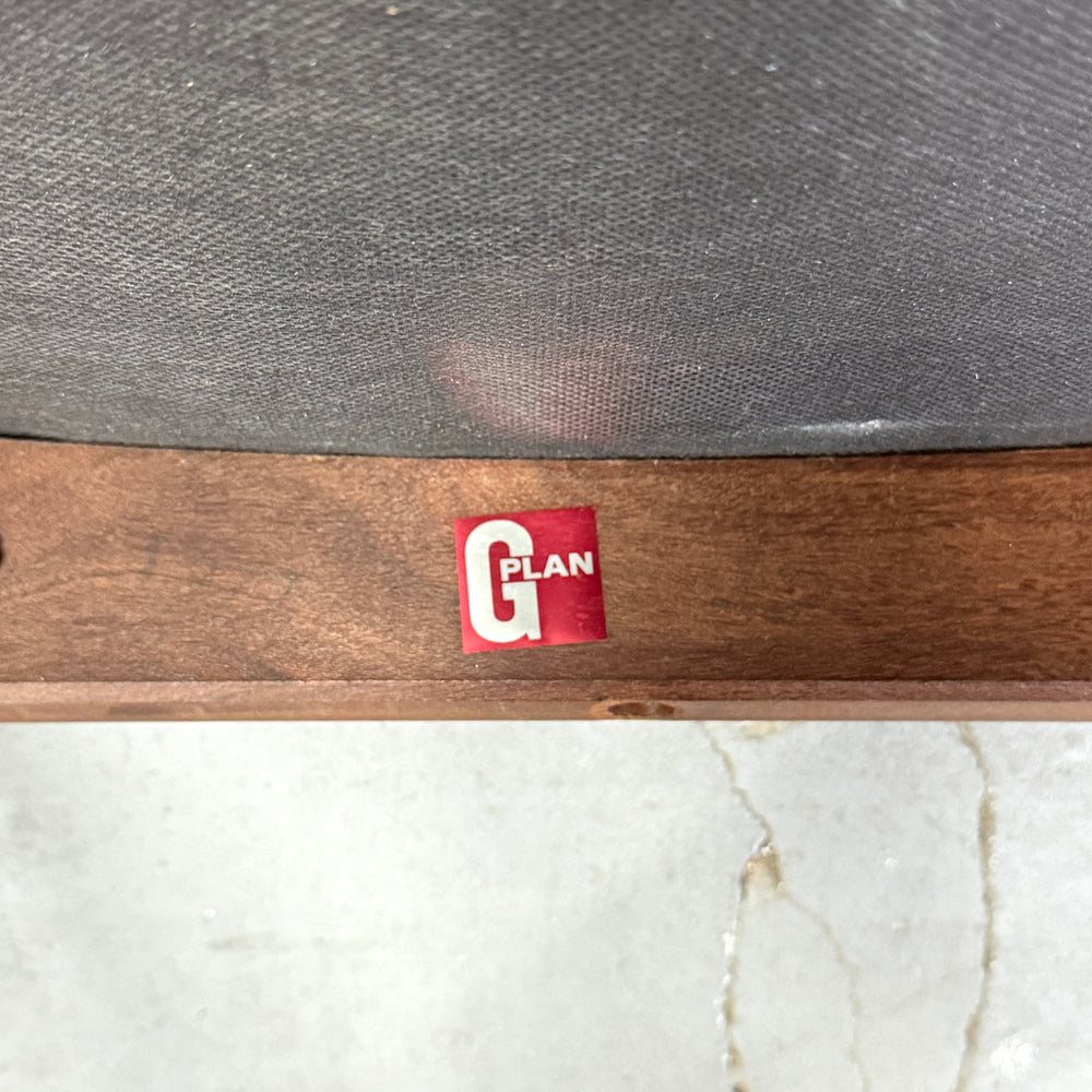 
                      
                        G-PLAN(ジープラン) / DINING CHAIR スラットバックチェア (403)
                      
                    