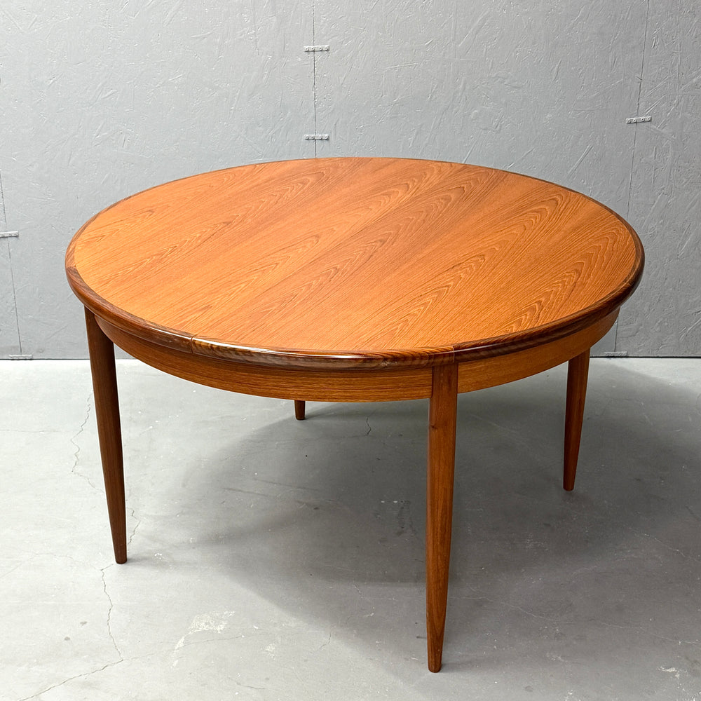 
                      
                        G-PLAN(ジープラン) / Fresco ROUND TABLE フレスコ ラウンドエクステンション ダイニングテーブル (502)
                      
                    