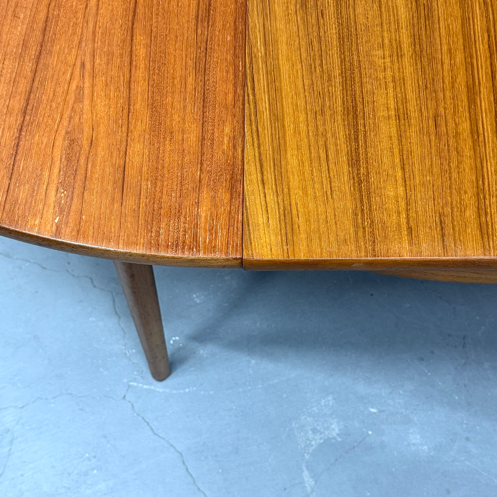 
                      
                        SUTCLIFFE OF TODMORDEN / Extension round table エクステンション ラウンドテーブル(501)
                      
                    