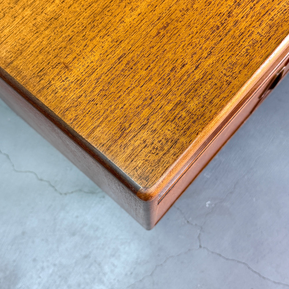 
                      
                        G-PLAN(ジープラン) / Fresco Sideboard フレスコ サイドボード (503)
                      
                    