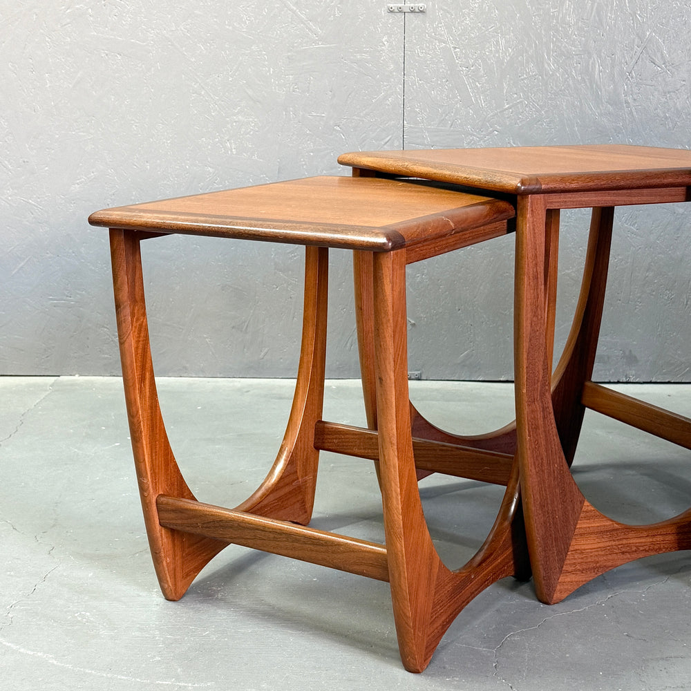 
                      
                        G-PLAN(ジープラン) / Astro  Tile top Nest table アストロ タイルトップ ネストテーブル (501)
                      
                    