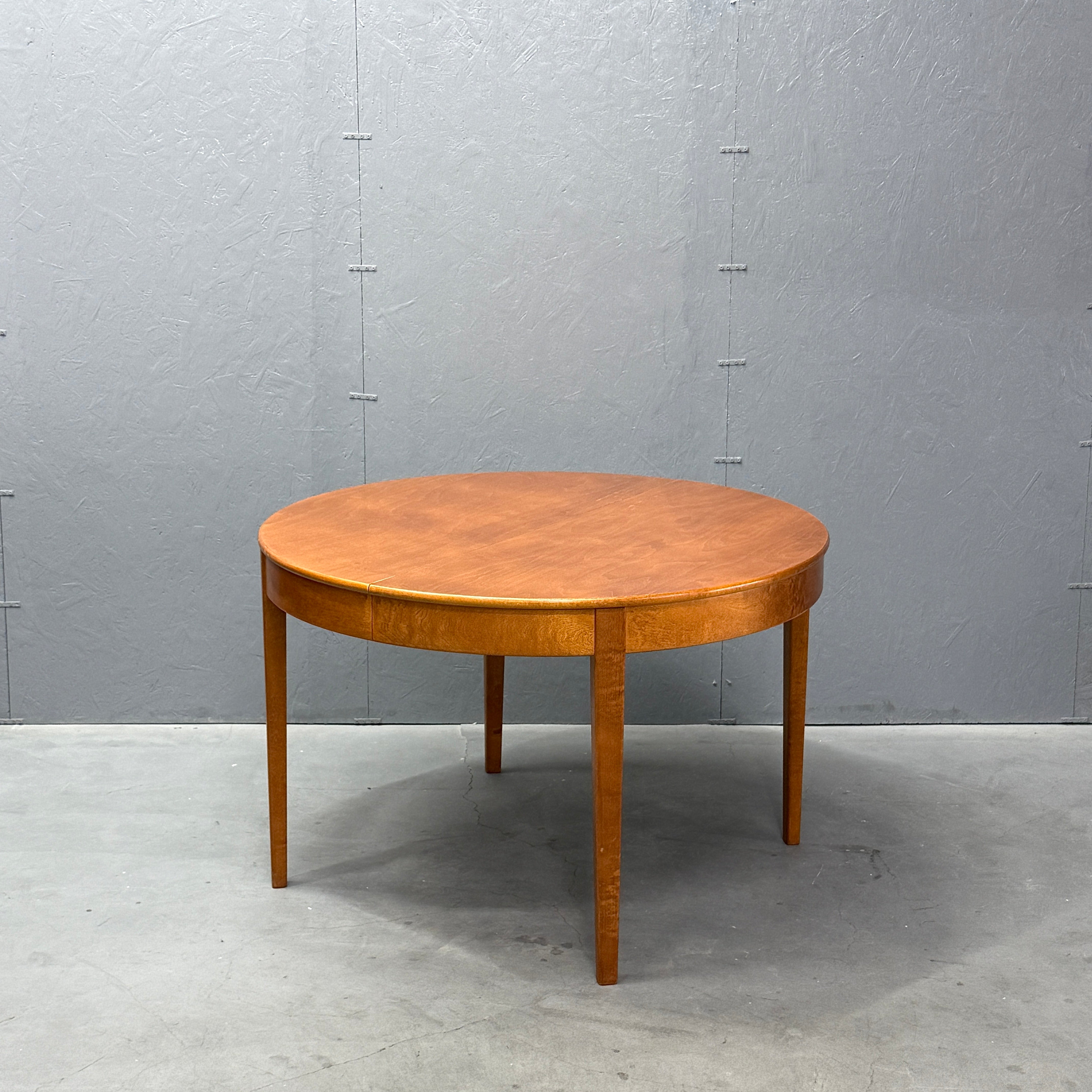 Danish Vintage Extension Round Table / ヴィンテージ
