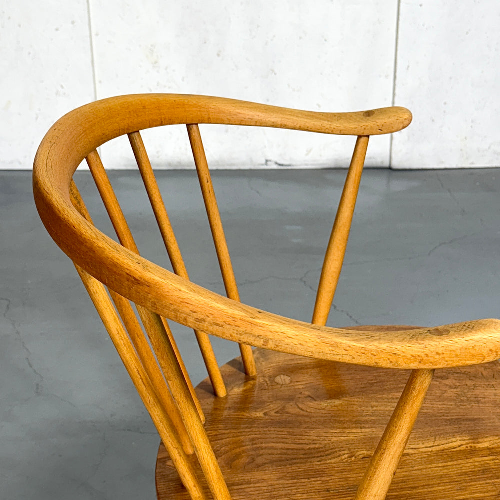 
                      
                        ERCOL(アーコール) COWHORN CHAIR / カウホーンチェア (302)
                      
                    