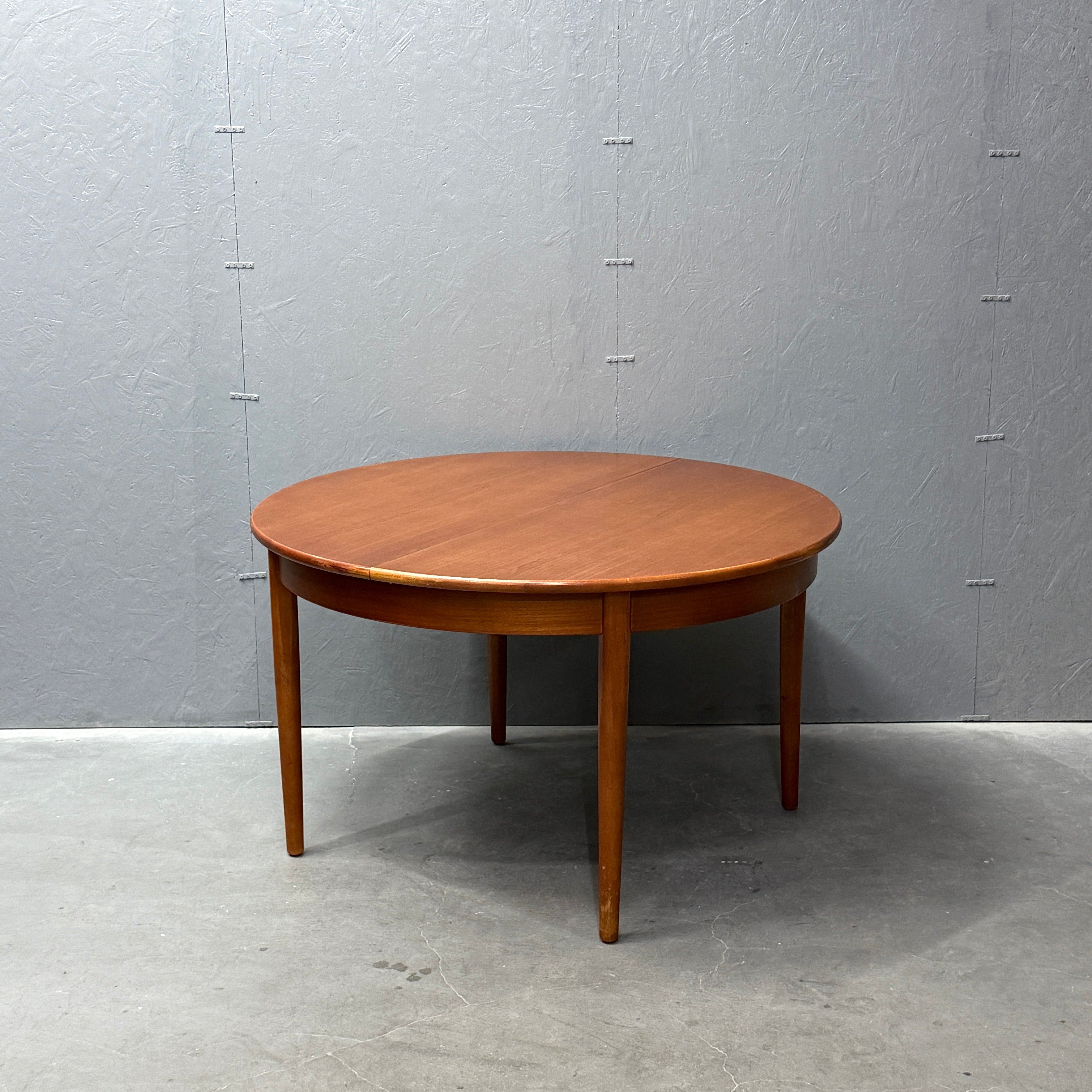 ダイニングテーブル – NONOR FURNITURE