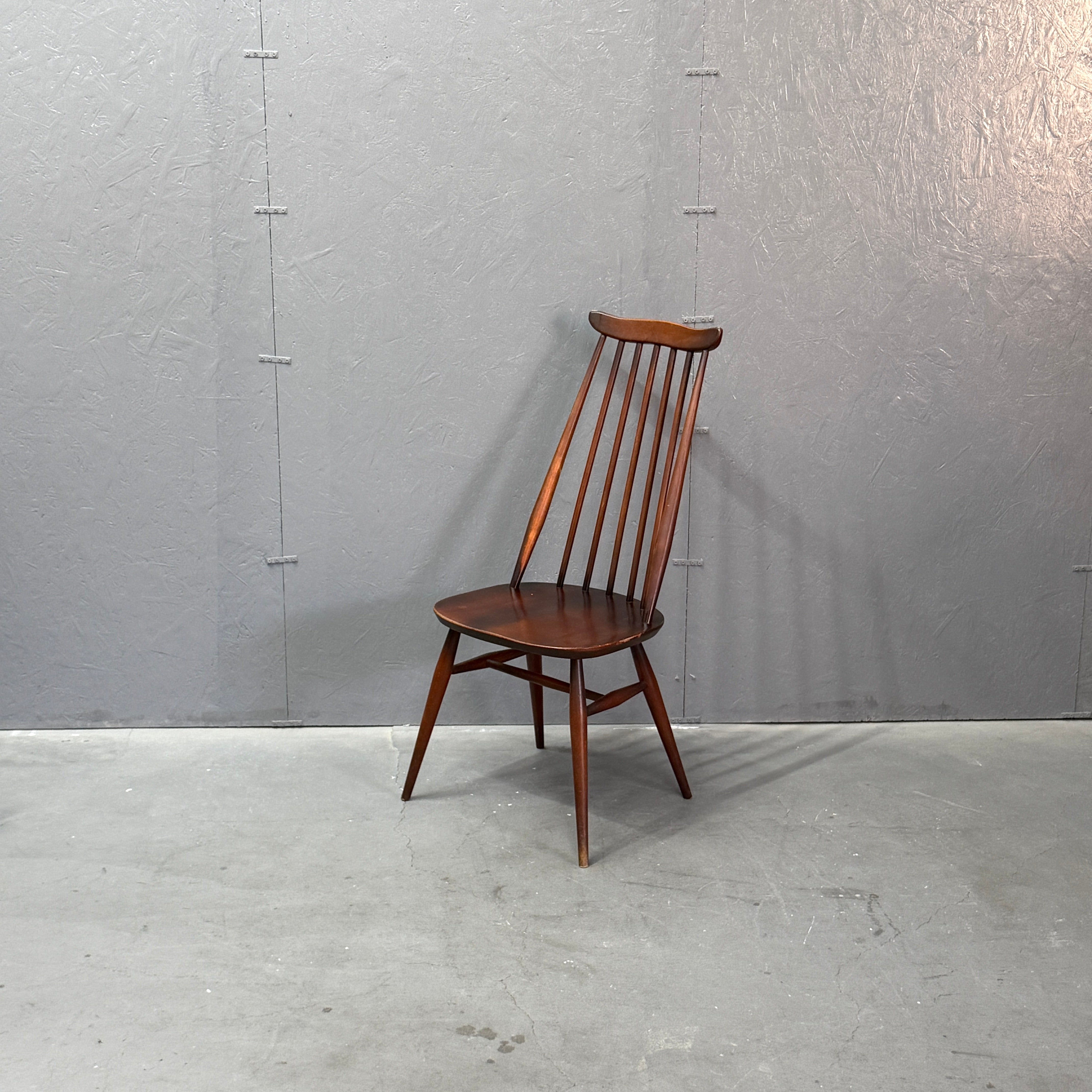 ERCOL(アーコール) ゴールドスミスチェア ダークコロニアル (602) ERCOL(アーコール) / GOLDSMITH CHAIR DARK ゴールドスミスチェア