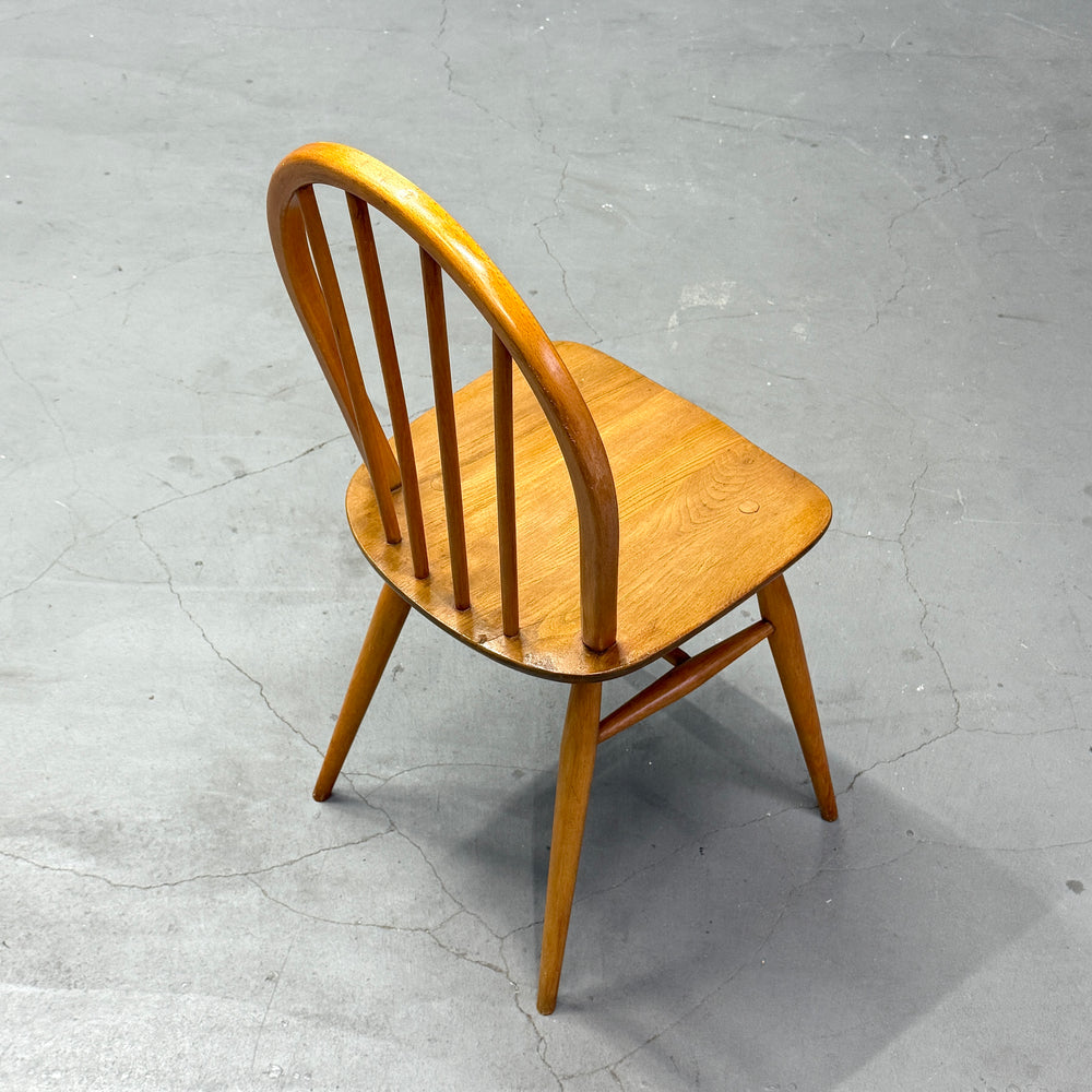 
                      
                        ERCOL(アーコール) / HOOP BACK CHAIR 4本 フープバックチェア (401)
                      
                    