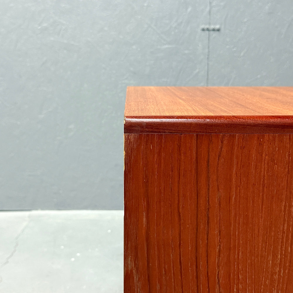 
                      
                        G-PLAN(ジープラン) / Fresco 3-Drawer Chest フレスコ 3段チェスト (501)
                      
                    