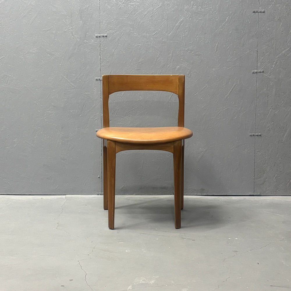 
                      
                        Nathan(ネイサン) / DINING CHAIR ダイニングチェア (403)
                      
                    