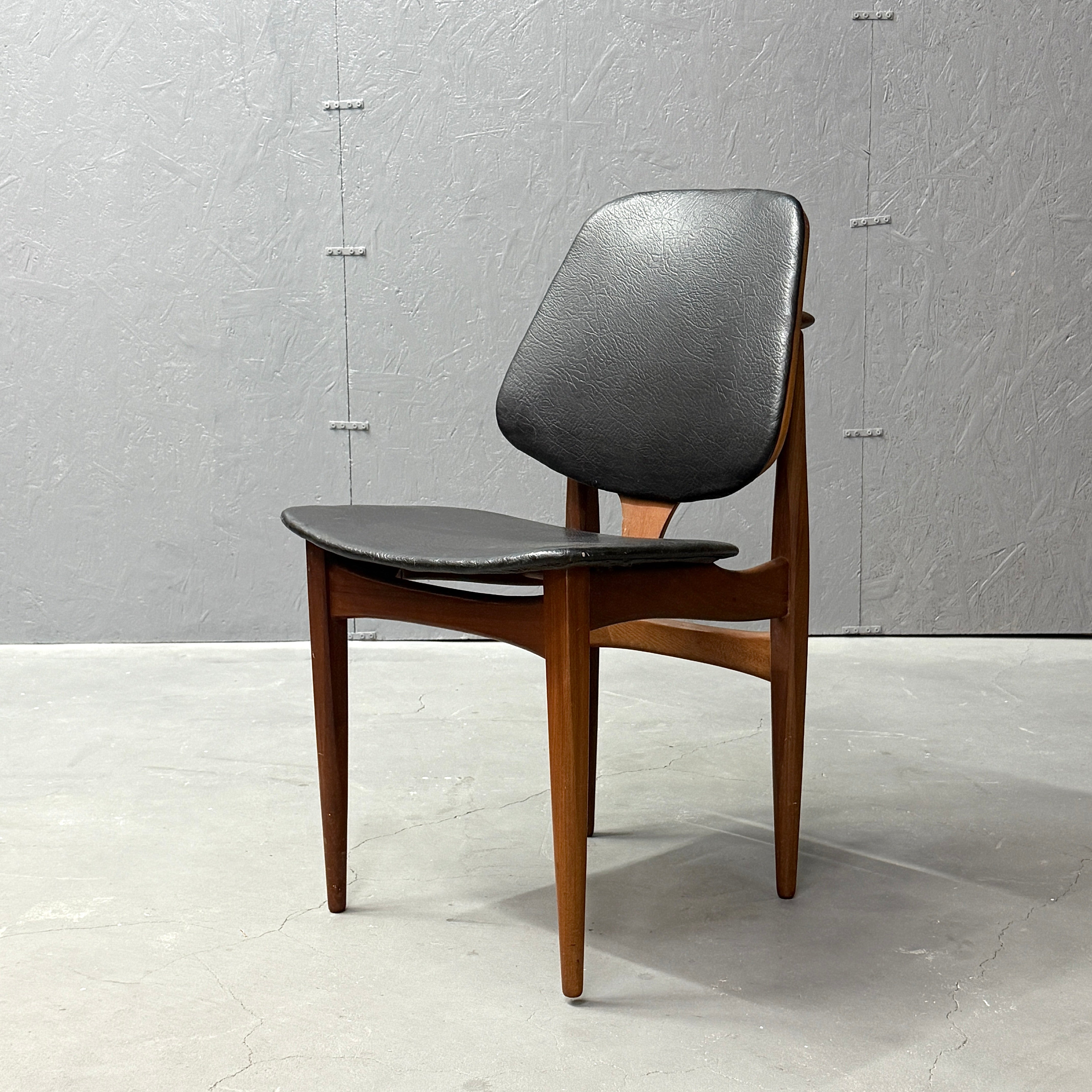 Elliots of Newbury(EON) / VINTAGE CHAIR ヴィンテージチェア (501