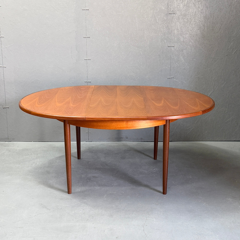 
                      
                        G-PLAN(ジープラン) / Fresco ROUND TABLE フレスコ ラウンドエクステンション ダイニングテーブル (405)
                      
                    