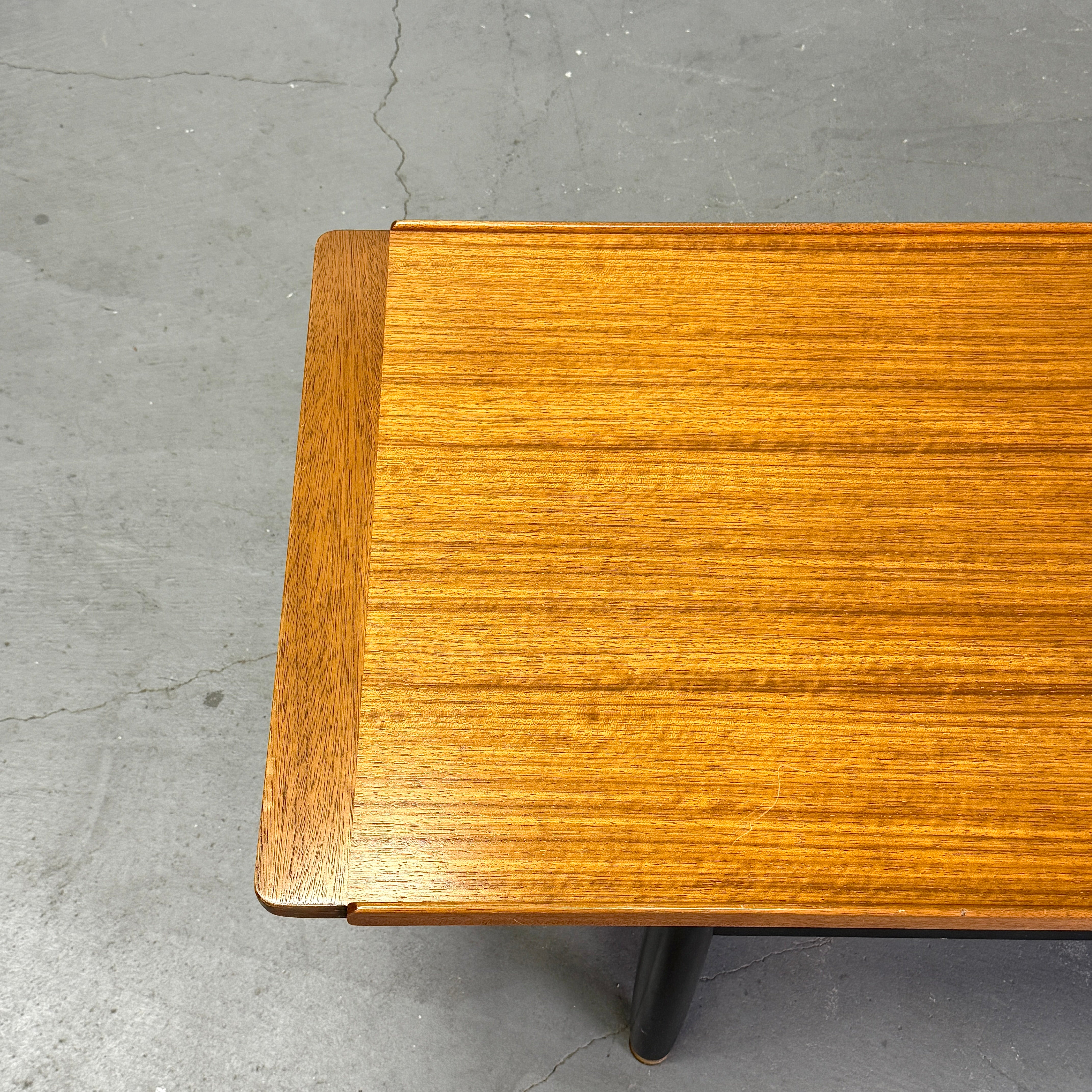 G-PLAN(ジープラン) Tola & Black コーヒーテーブル(501) G-PLAN(ジープラン) / Tola & Black Coffee table (501) – NONOR FURNITURE