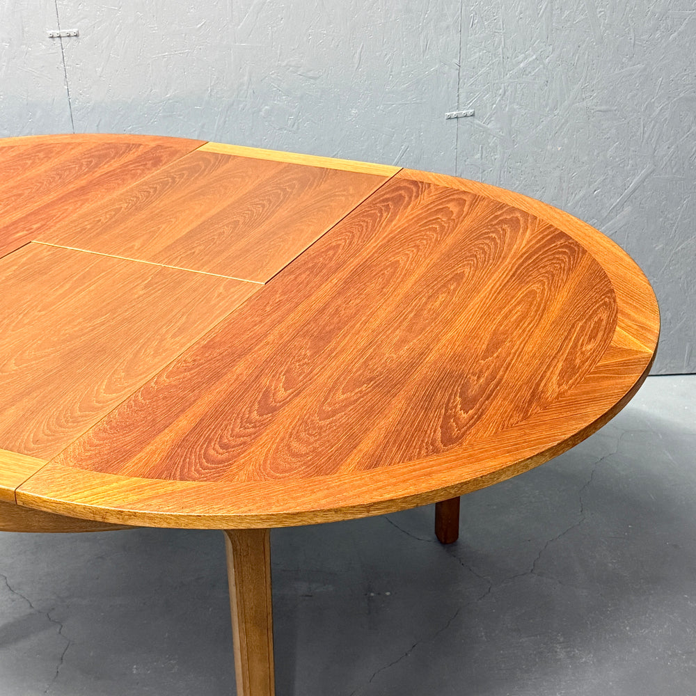 
                      
                        Nathan(ネイサン) / EXTENSION ROUND TABLE エクステンション ラウンドテーブル (401)
                      
                    